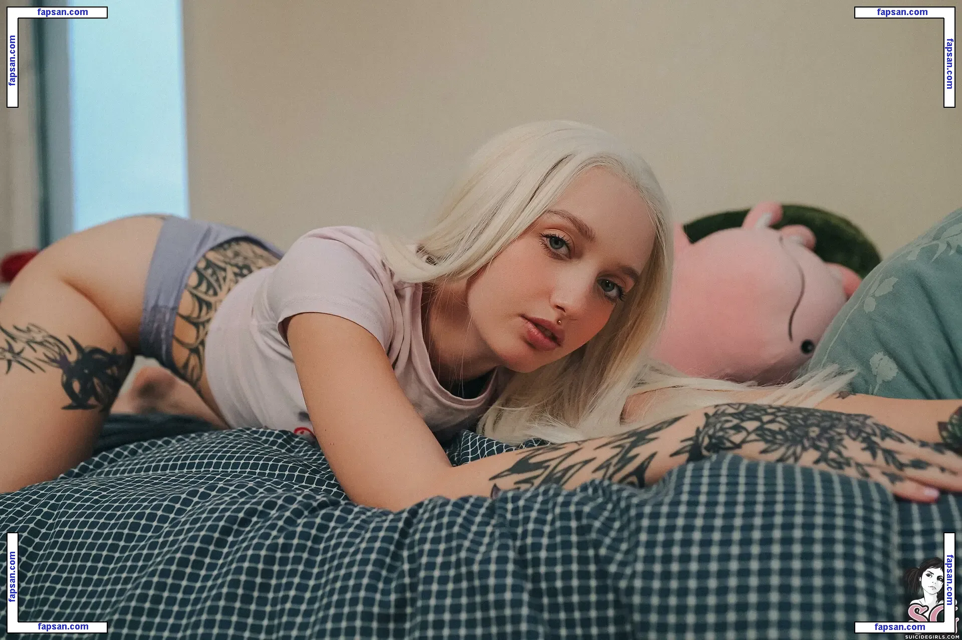 Thelolaboop nude photo #0007 from OnlyFans
