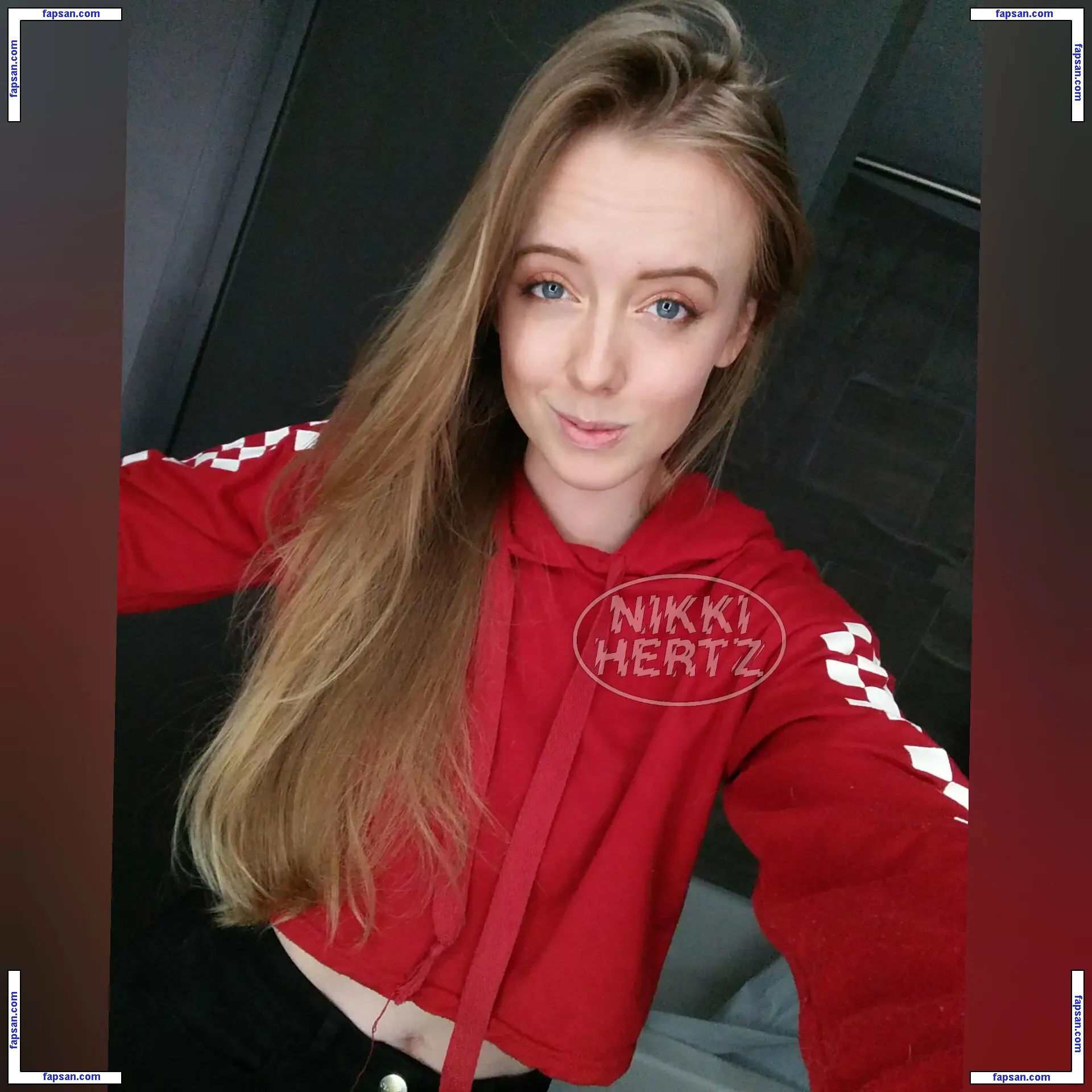 thenikkihertz nude photo #0002 from OnlyFans