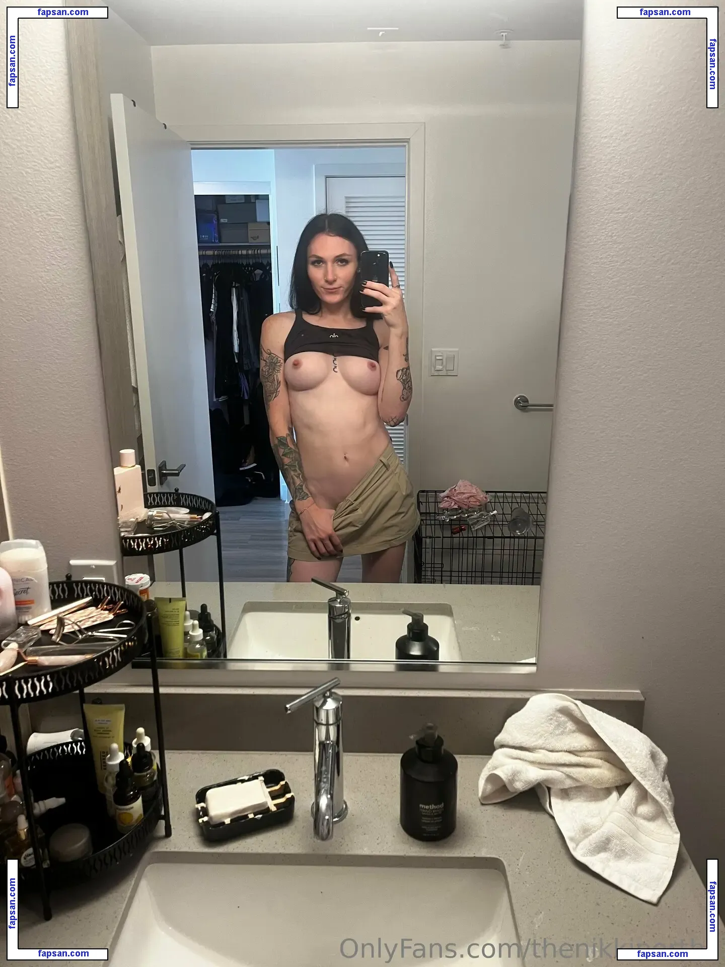 thenikkinorthh nude photo #0017 from OnlyFans