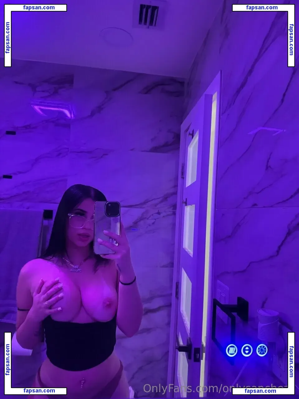 theonlysanchezz nude photo #0001 from OnlyFans