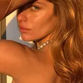 Theopisti голая #0018