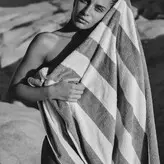 Theopisti голая #0023