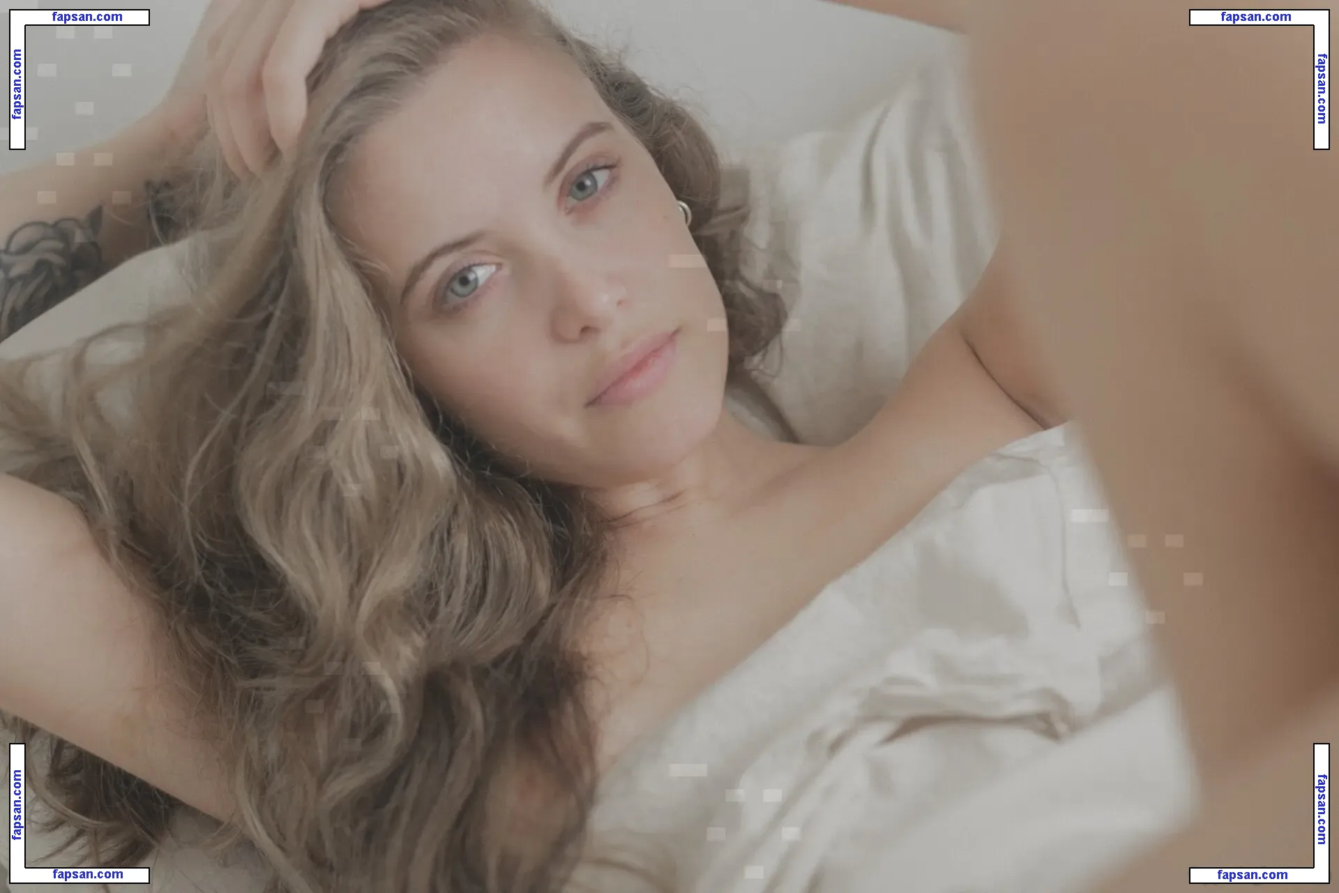 ThePeachApp nude photo #0848 from OnlyFans
