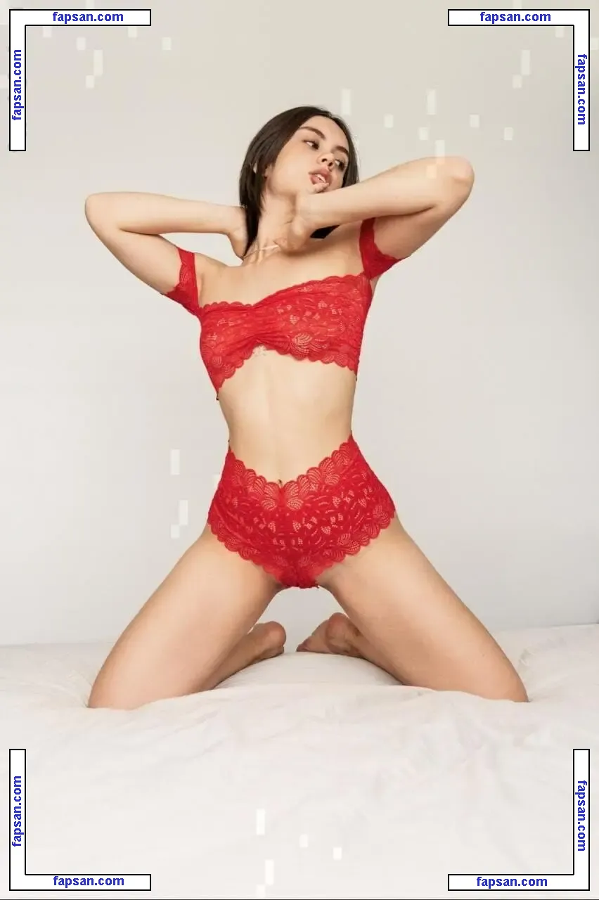 ThePeachApp nude photo #0961 from OnlyFans