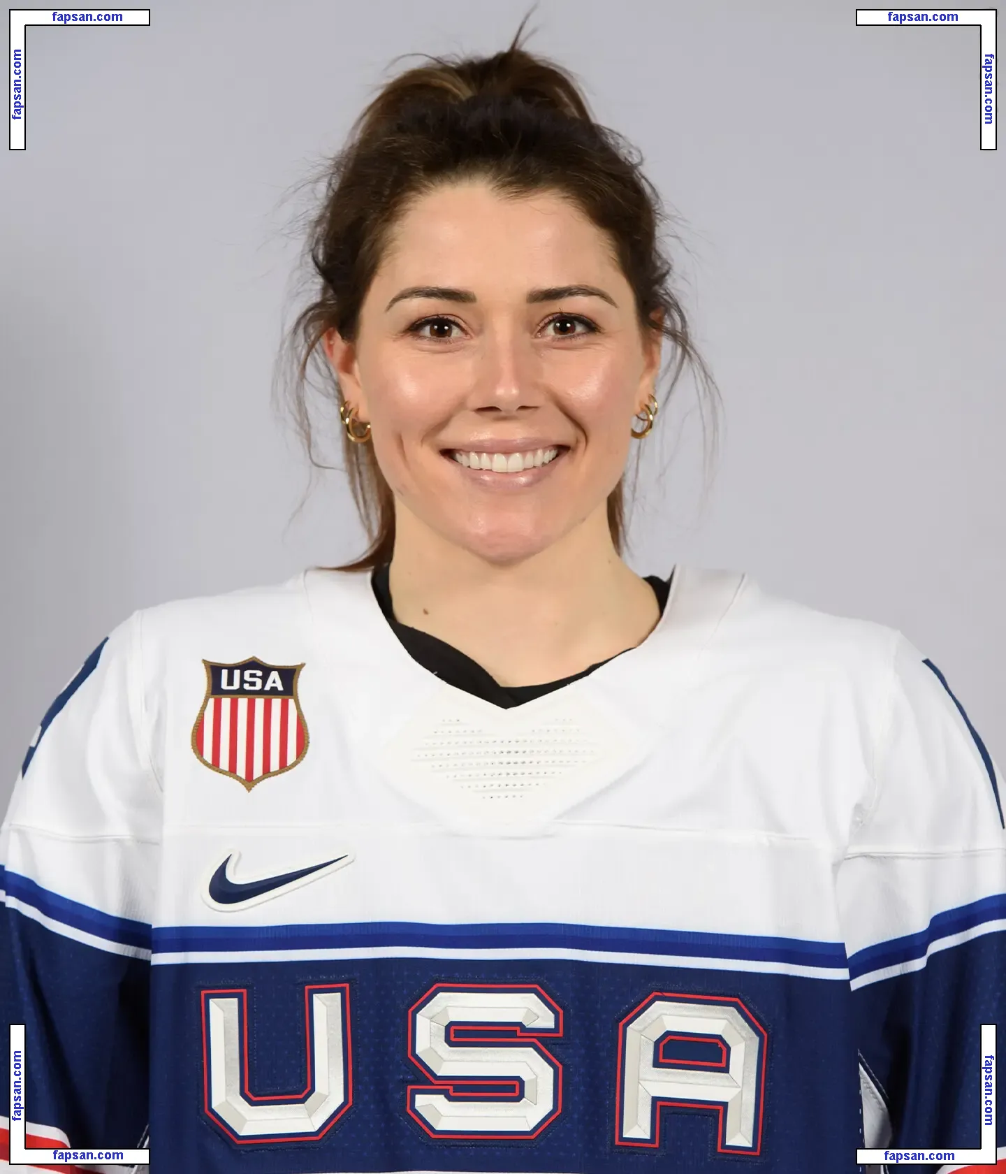 thepwhlofficial голая фото #0004 с Онлифанс