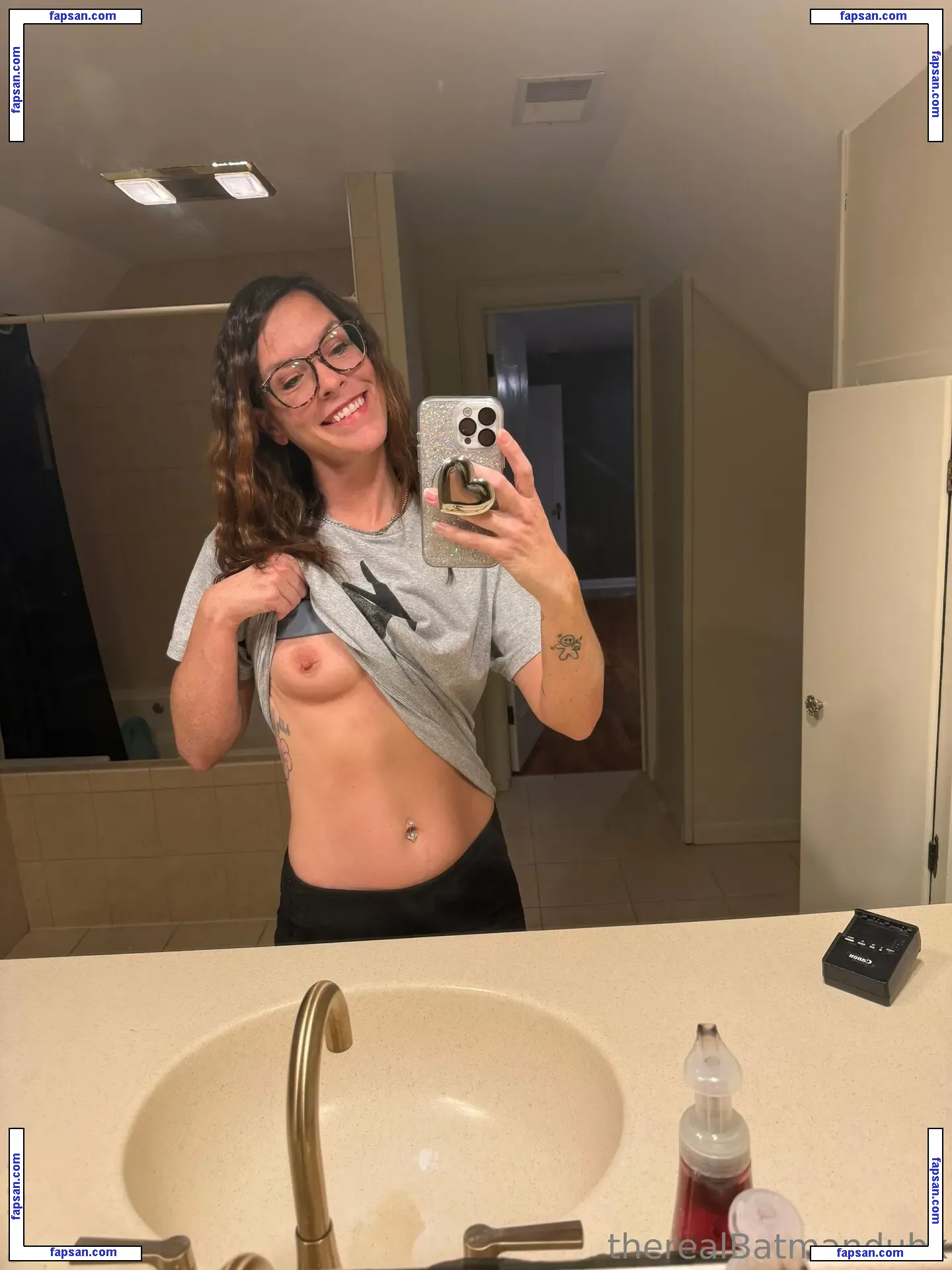 therealbatmanduhx голая фото #0031 с Онлифанс