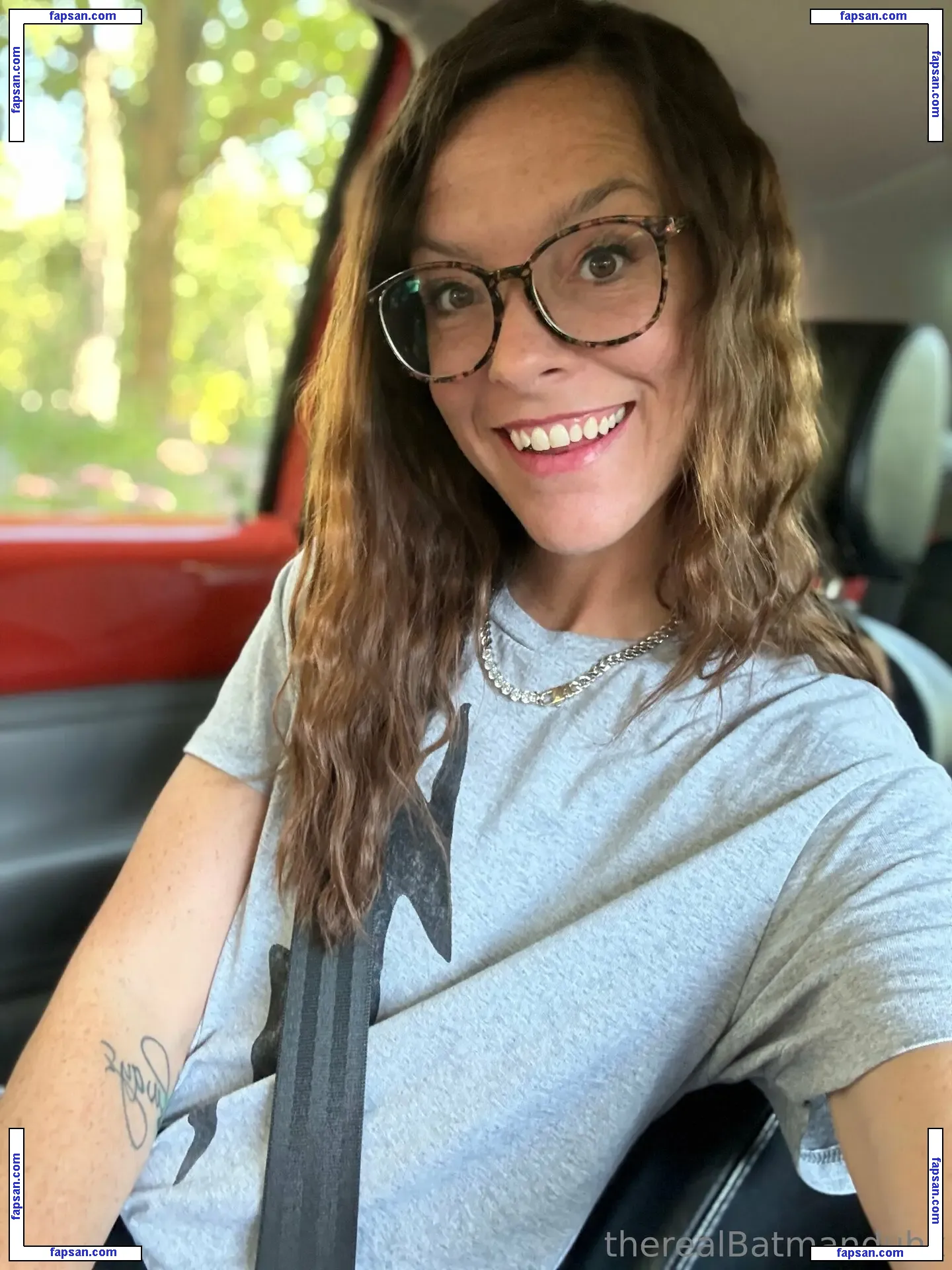 therealbatmanduhx голая фото #0032 с Онлифанс