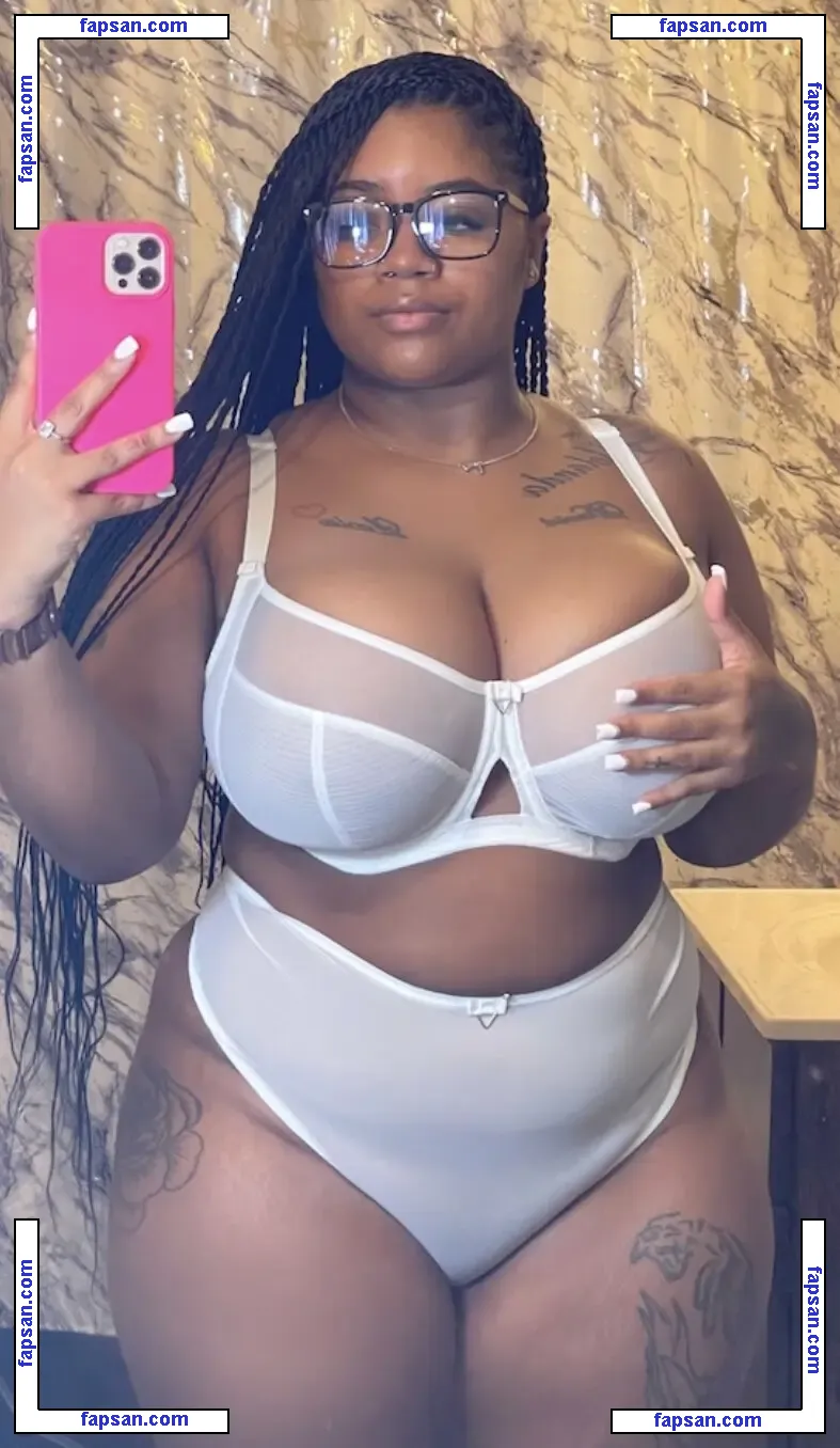 therealvictoria.b nude photo #0009 from OnlyFans