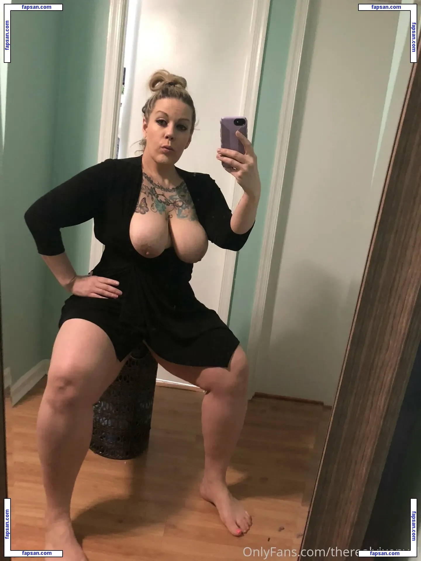 therealvixenval nude photo #0116 from OnlyFans