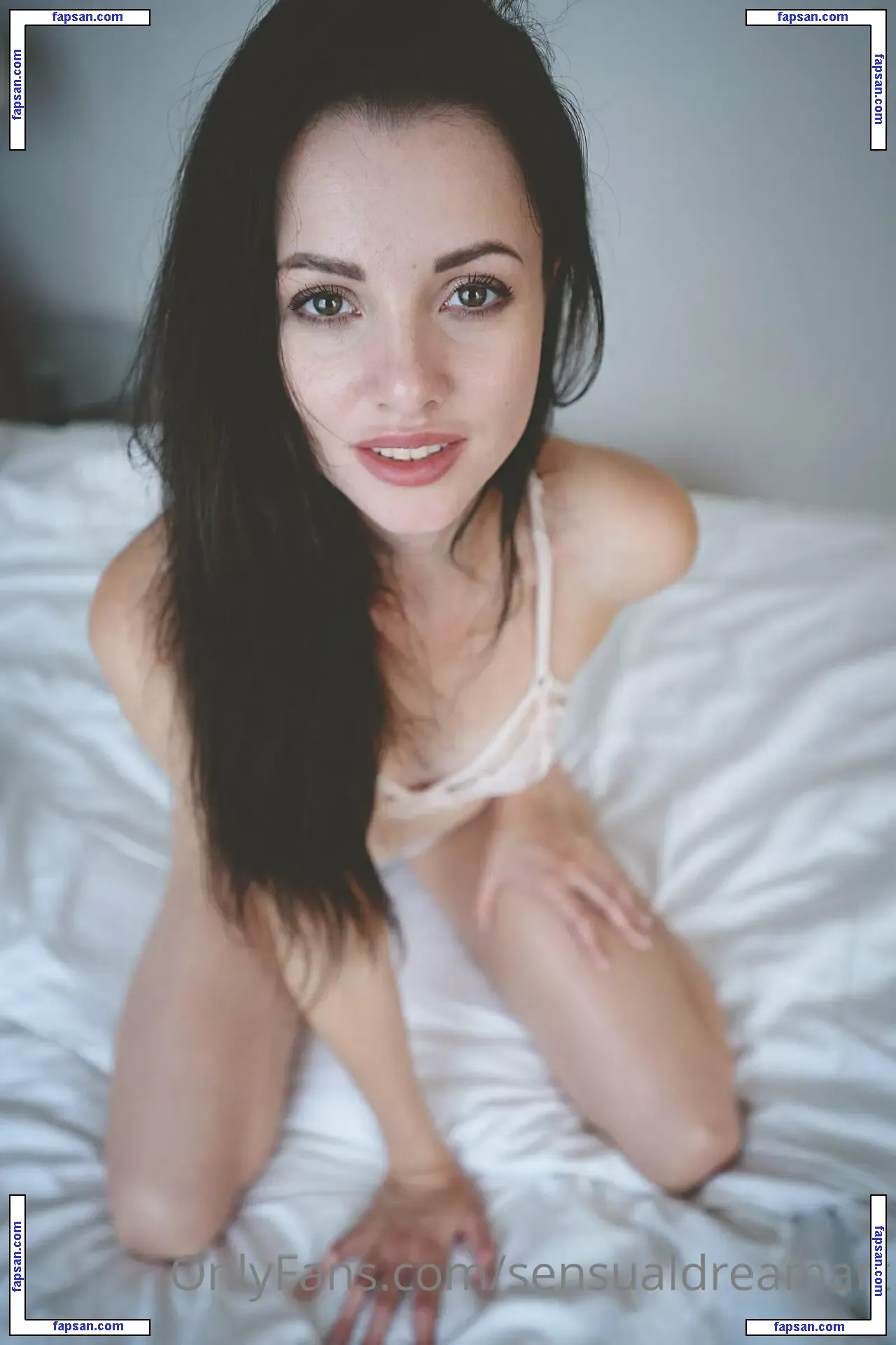 thesensualdream nude photo #0001 from OnlyFans