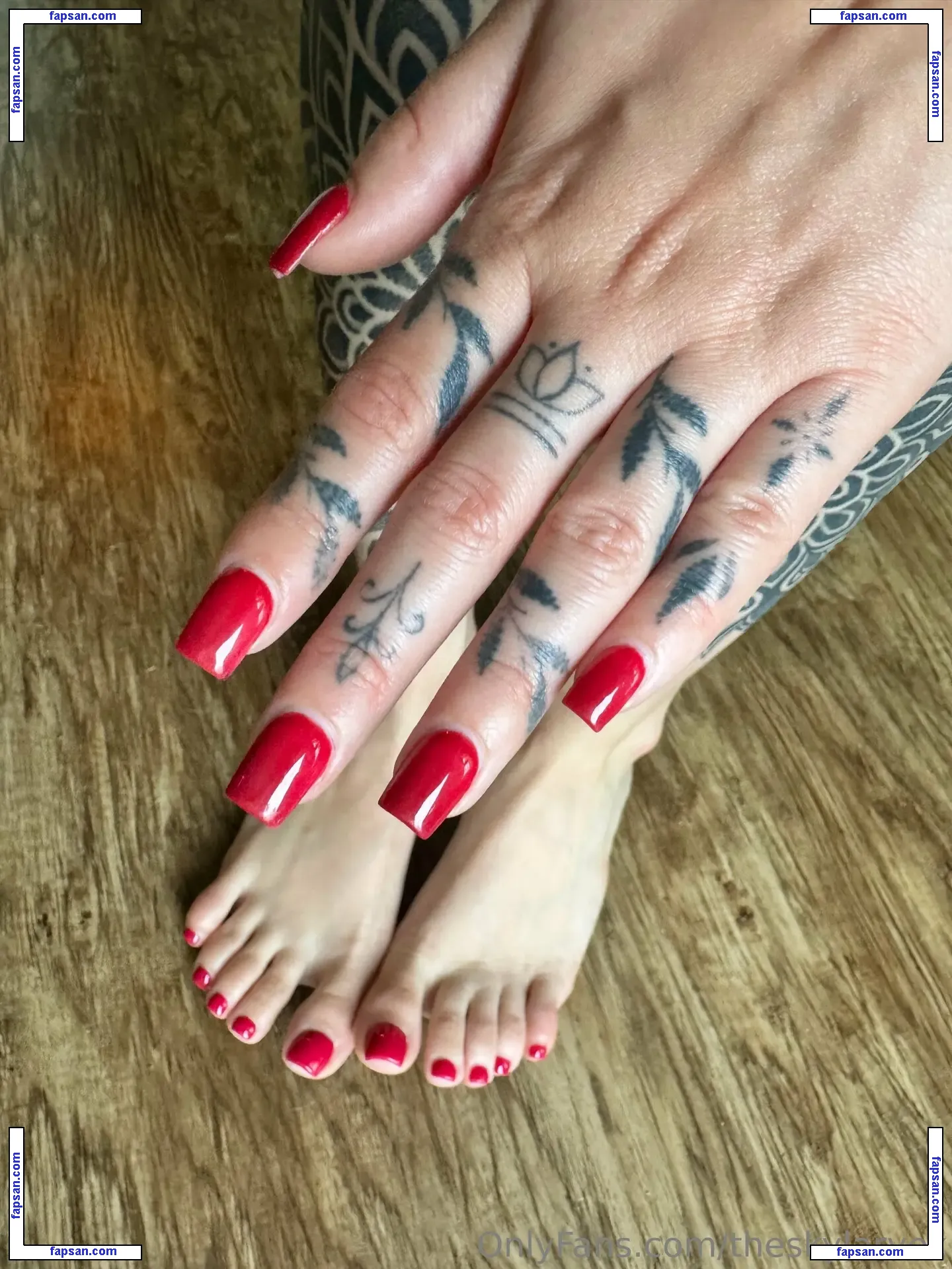 theskylarvox nude photo #0110 from OnlyFans