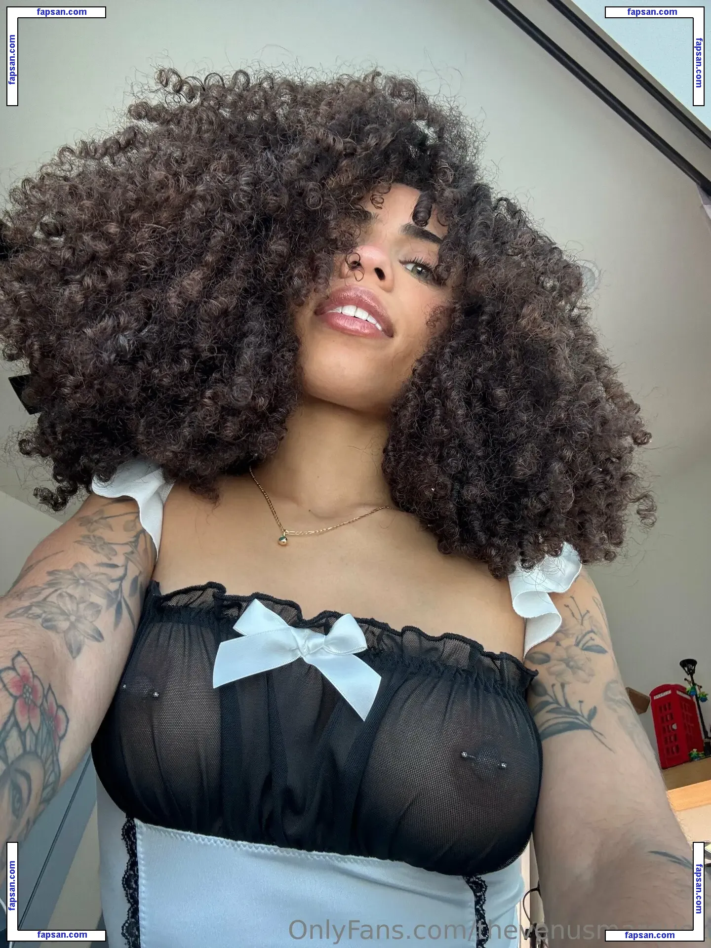 thevenusmarquez nude photo #0029 from OnlyFans