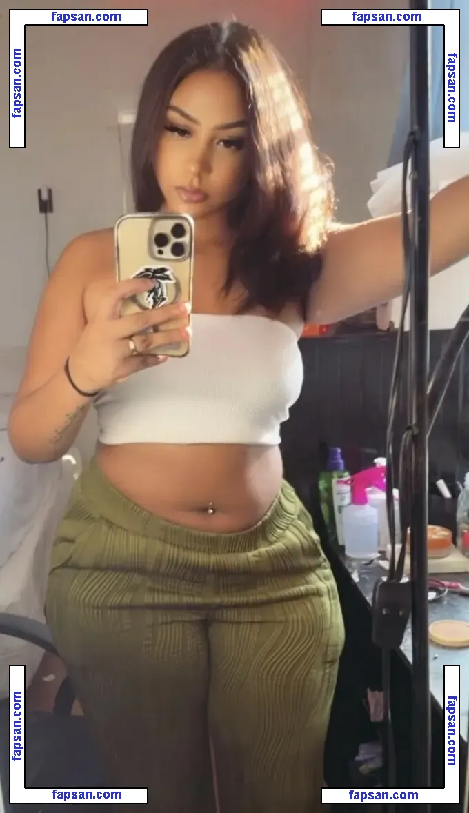 Thick Baddie Forevaa.laii голая фото #0002 с Онлифанс