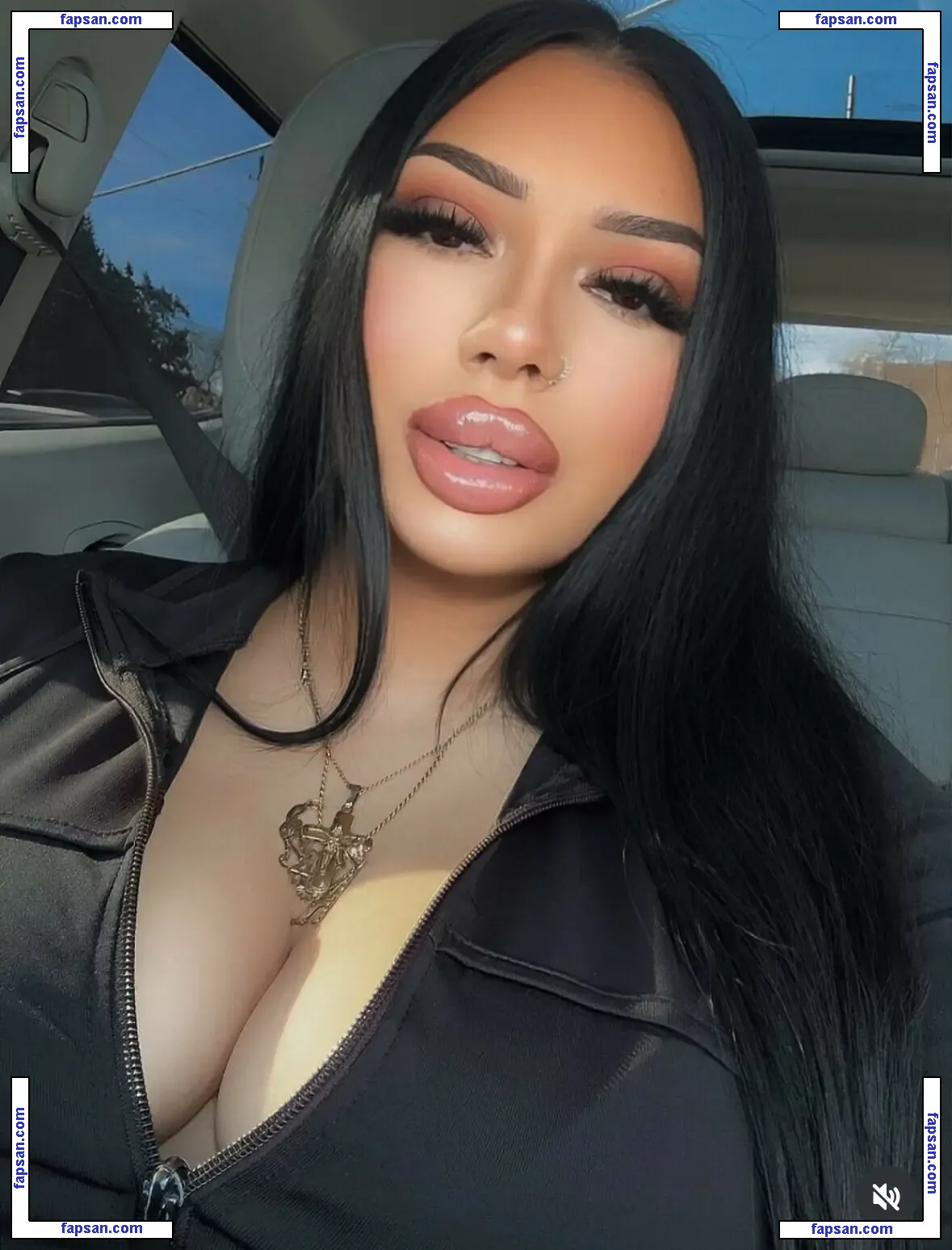 Thick Baddie Oxashhley nude photo #0001 from OnlyFans