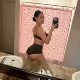 Thick Diamond голая #0039