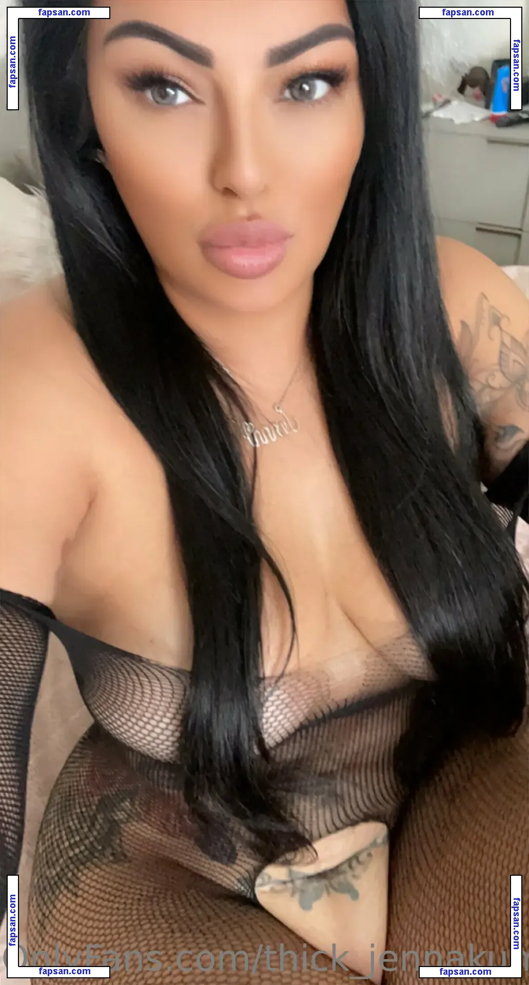 thickbaddie_jenna nude photo #0177 from OnlyFans