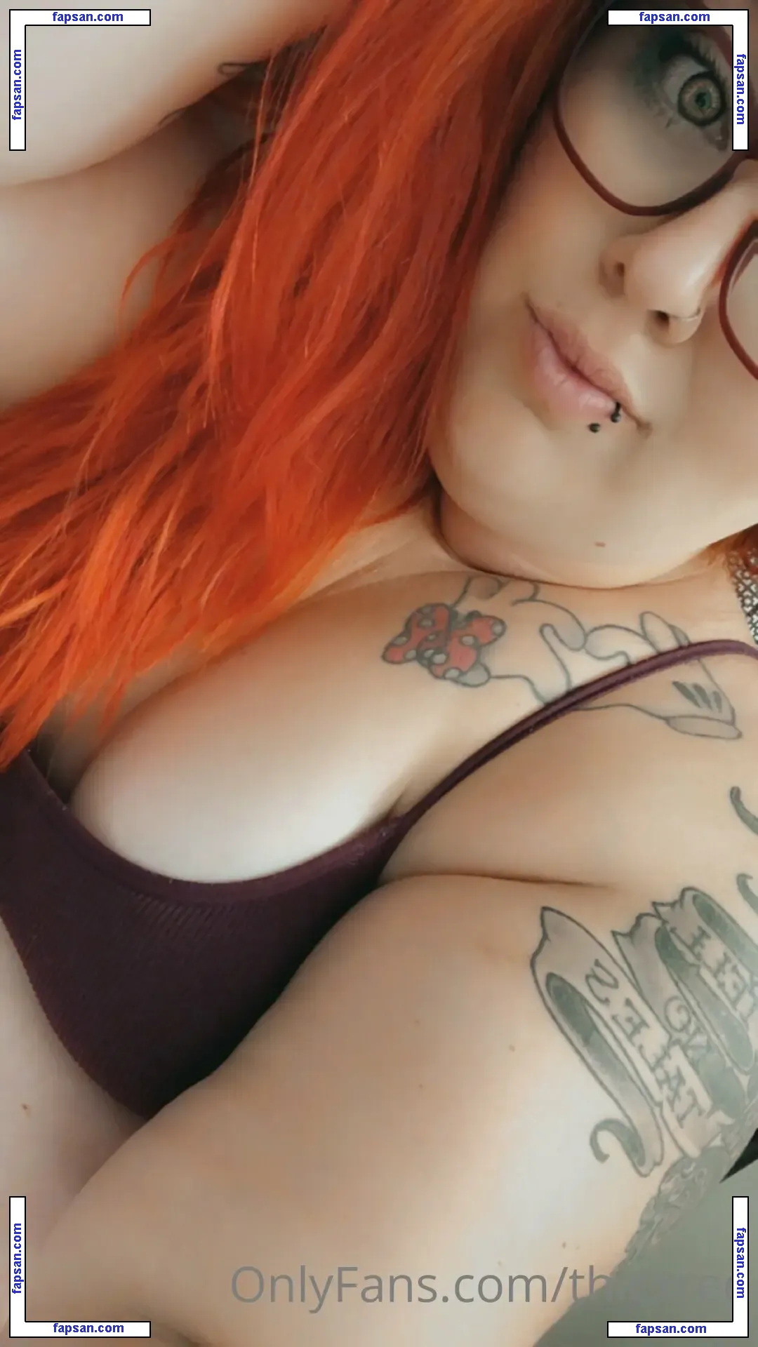 thicxred nude photo #0006 from OnlyFans