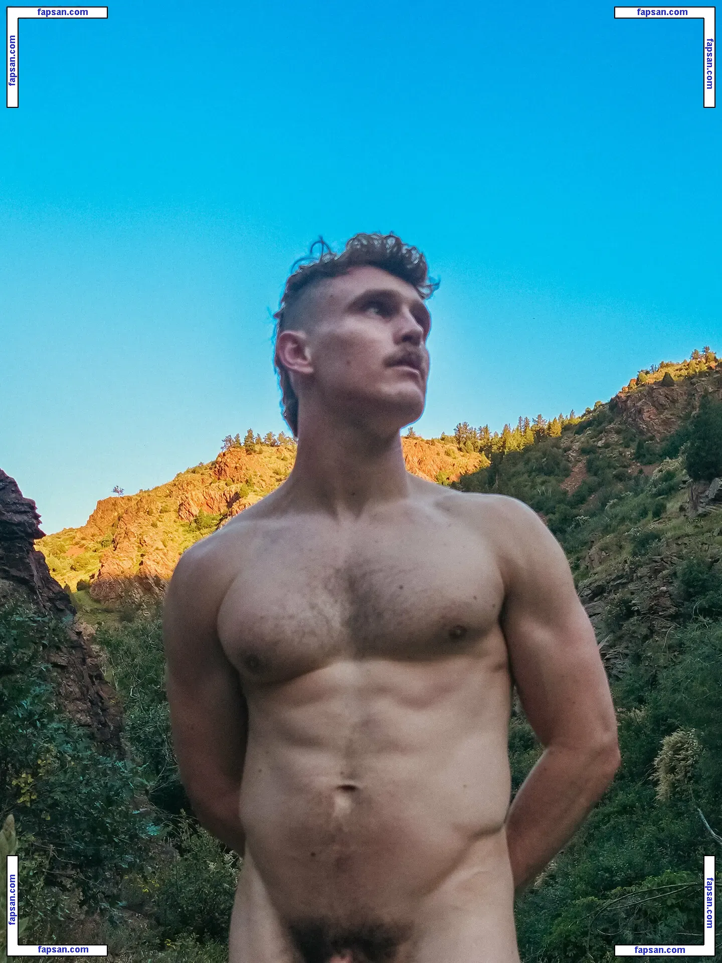 thomas_mathew_m nude photo #0001 from OnlyFans