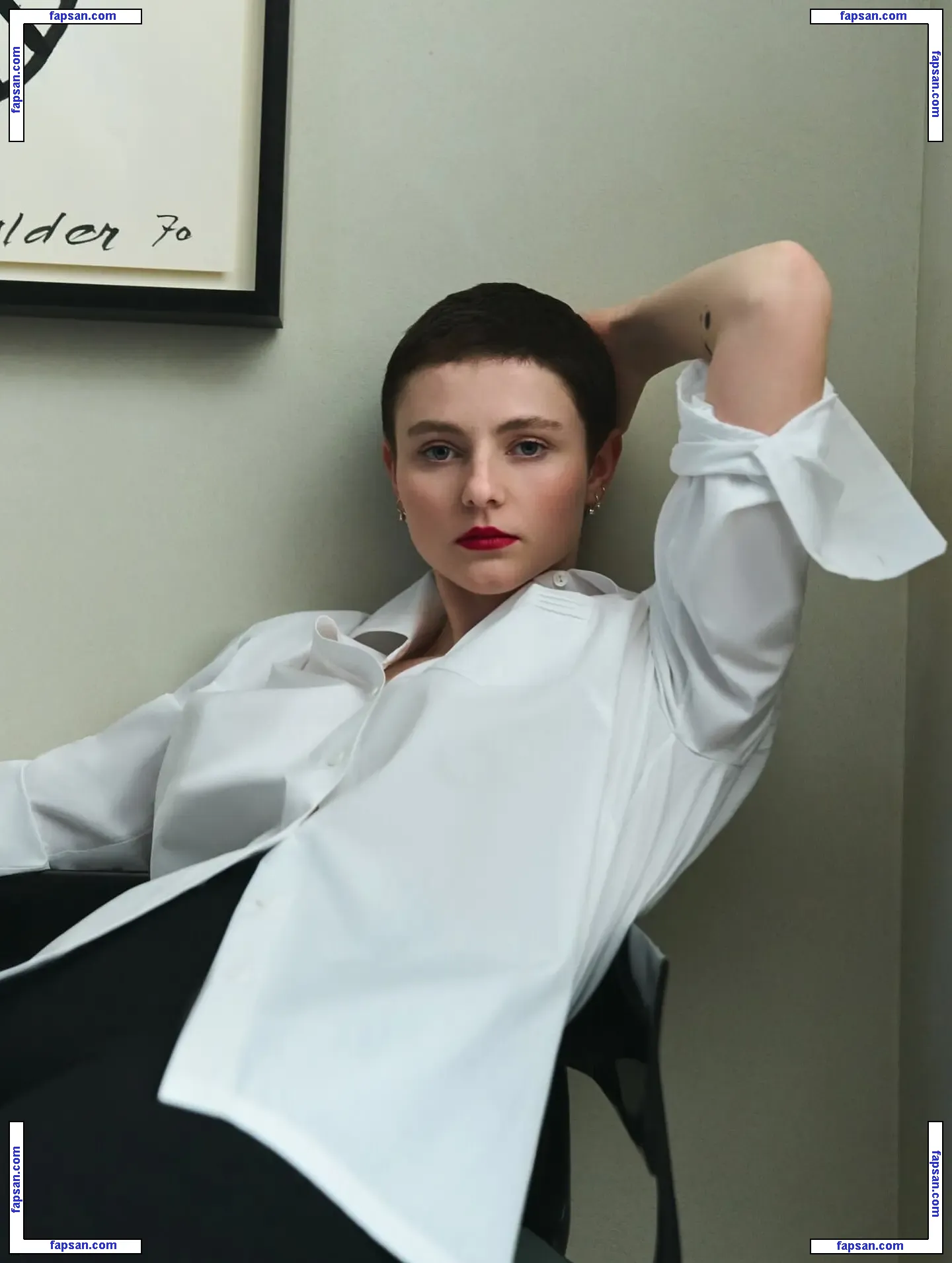 Thomasin McKenzie nude photo #0212 from OnlyFans