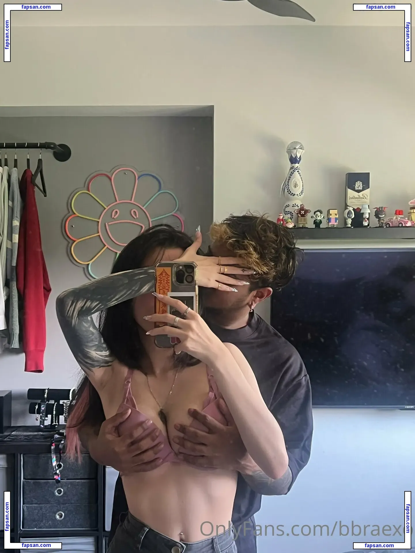 Thotoro nude photo #0021 from OnlyFans