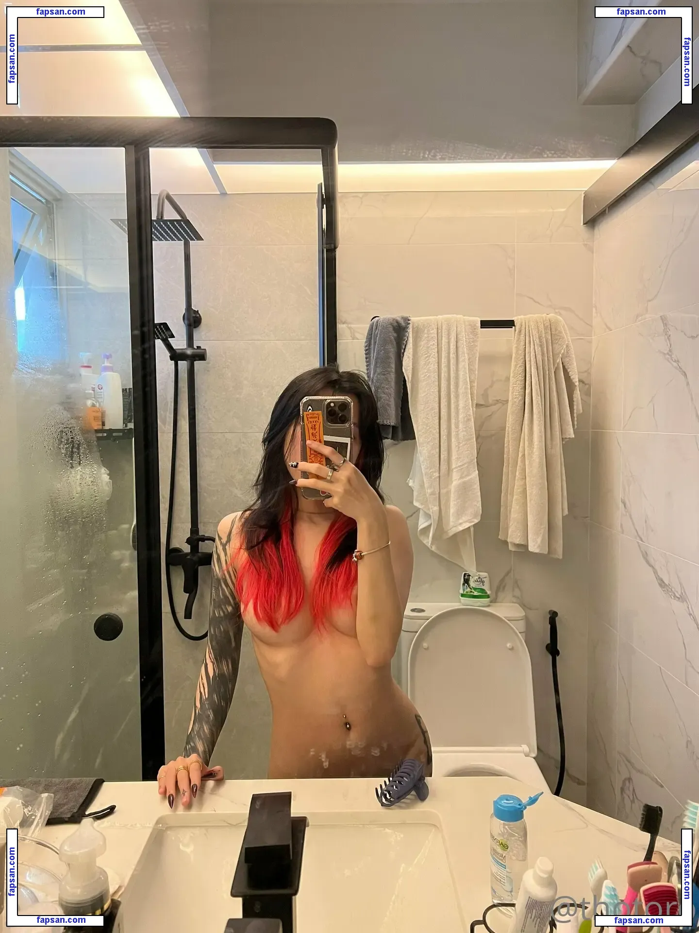 Thotoro nude photo #0042 from OnlyFans