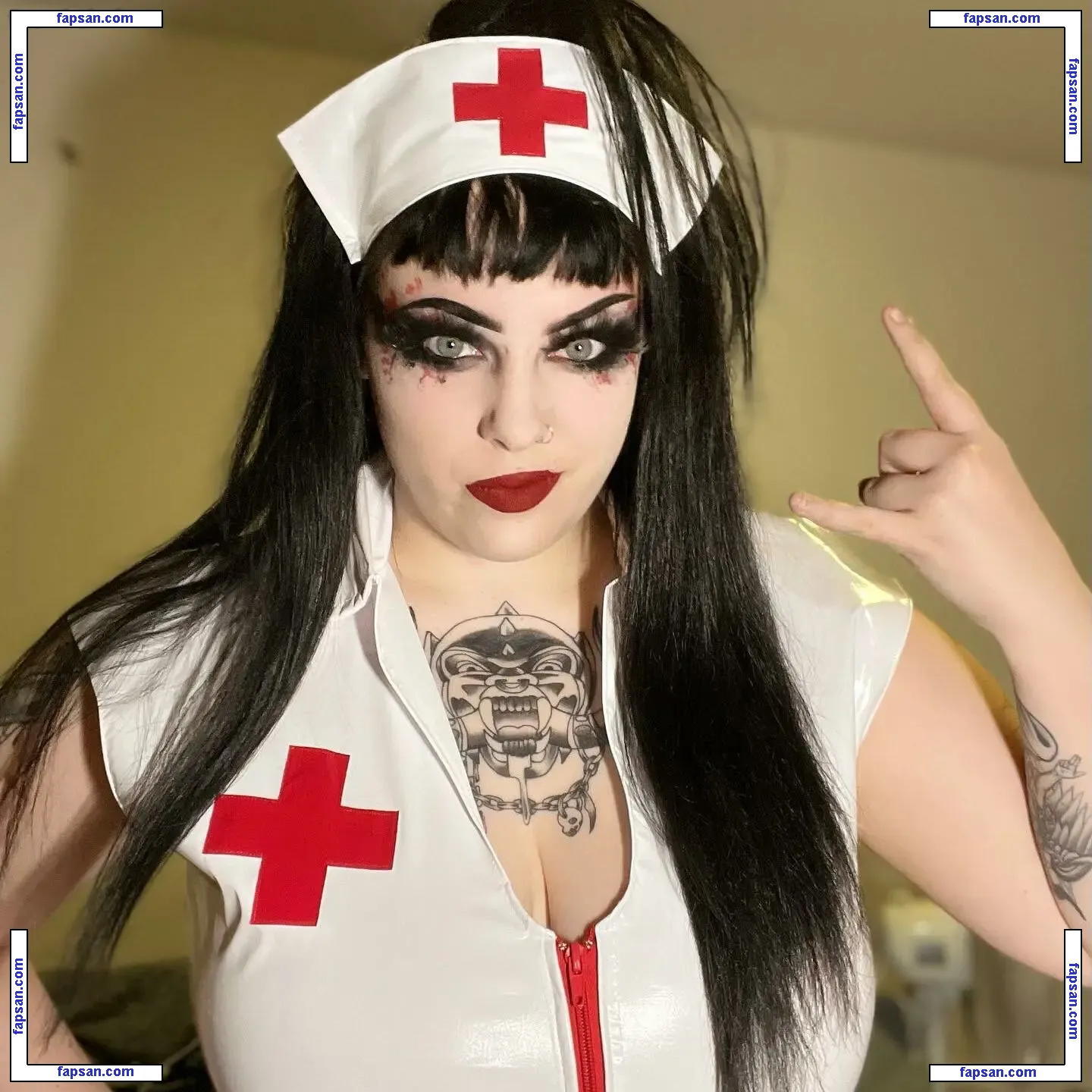 Thrashbarbie голая фото #0002 с Онлифанс