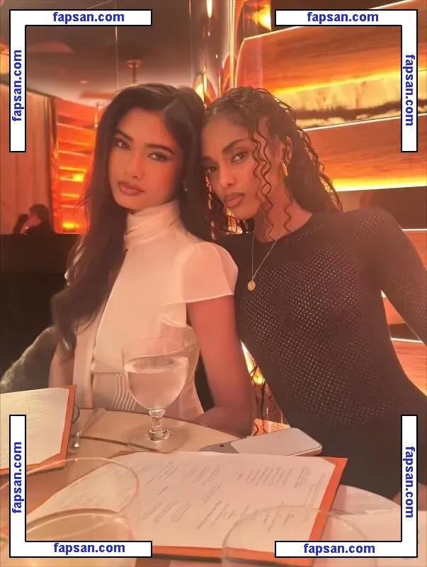 Thuzar Wint Lwin голая фото #0015 с Онлифанс