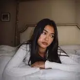 Thuzar Wint Lwin голая #0012