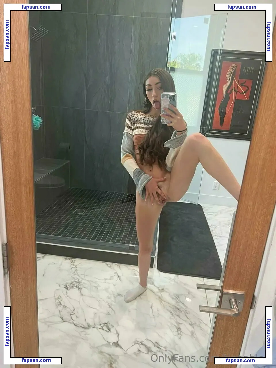 Tiana Blow голая фото #0103 с Онлифанс