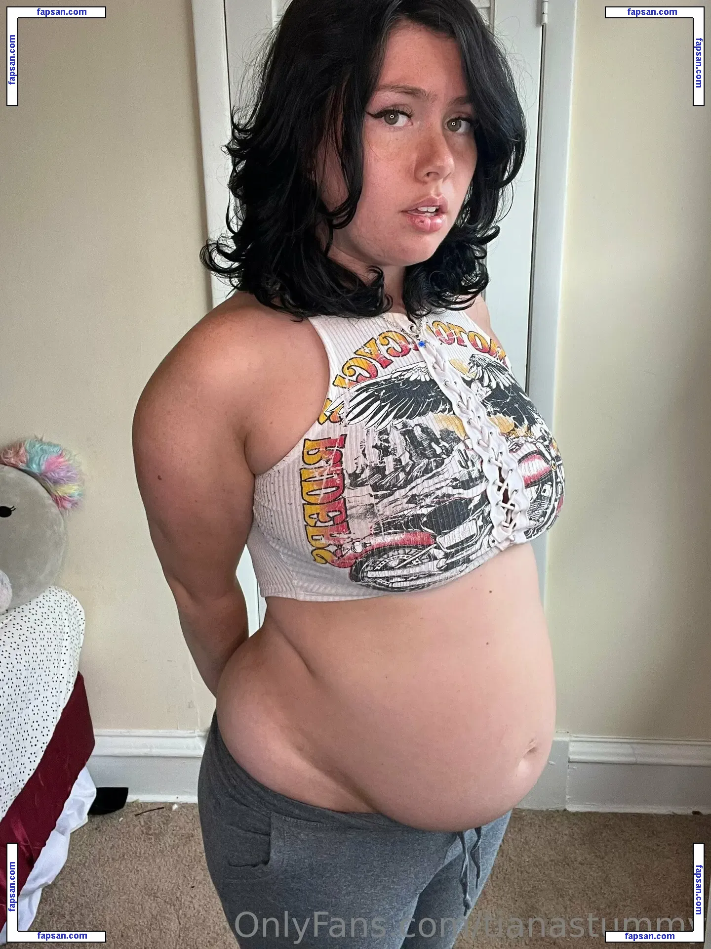 Tianastummy nude photo #0100 from OnlyFans