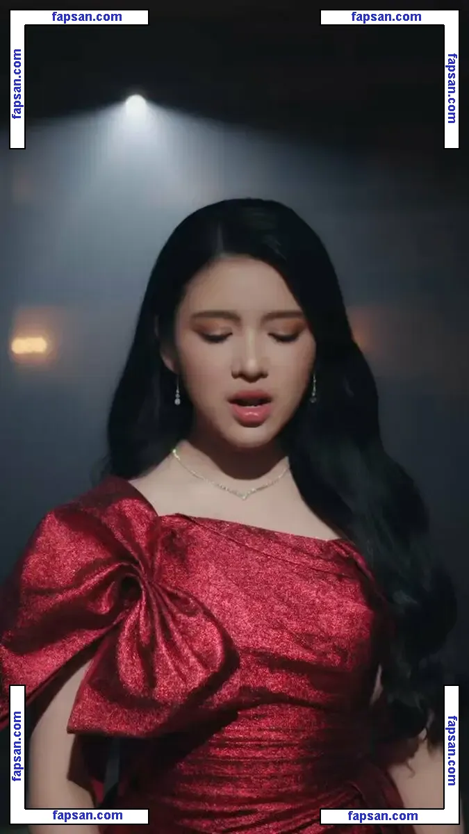 Tiara Andini nude photo #0005 from OnlyFans