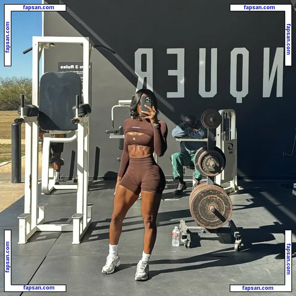 Tiara Howard nude photo #0009 from OnlyFans