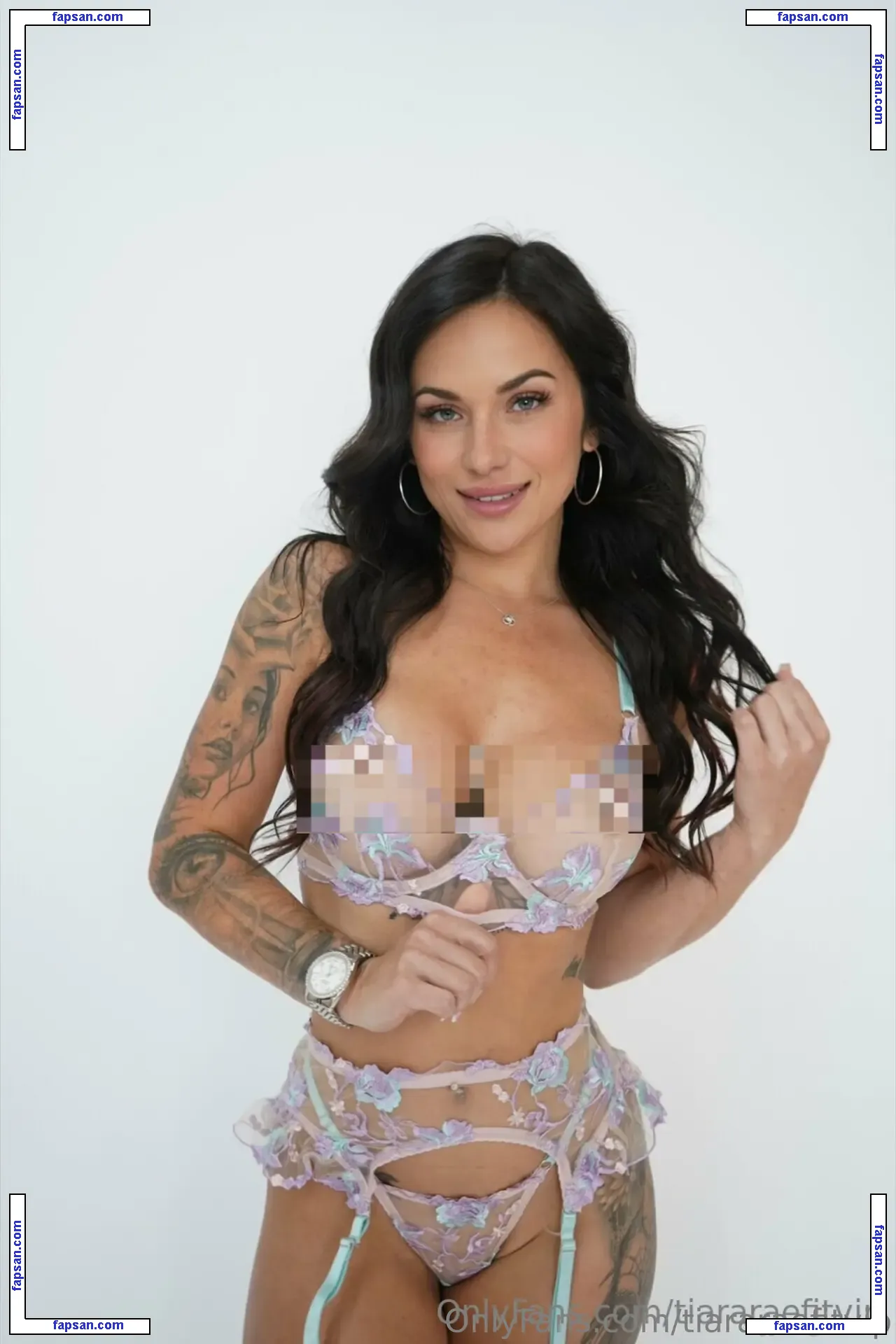 tiararaefitvip nude photo #0009 from OnlyFans