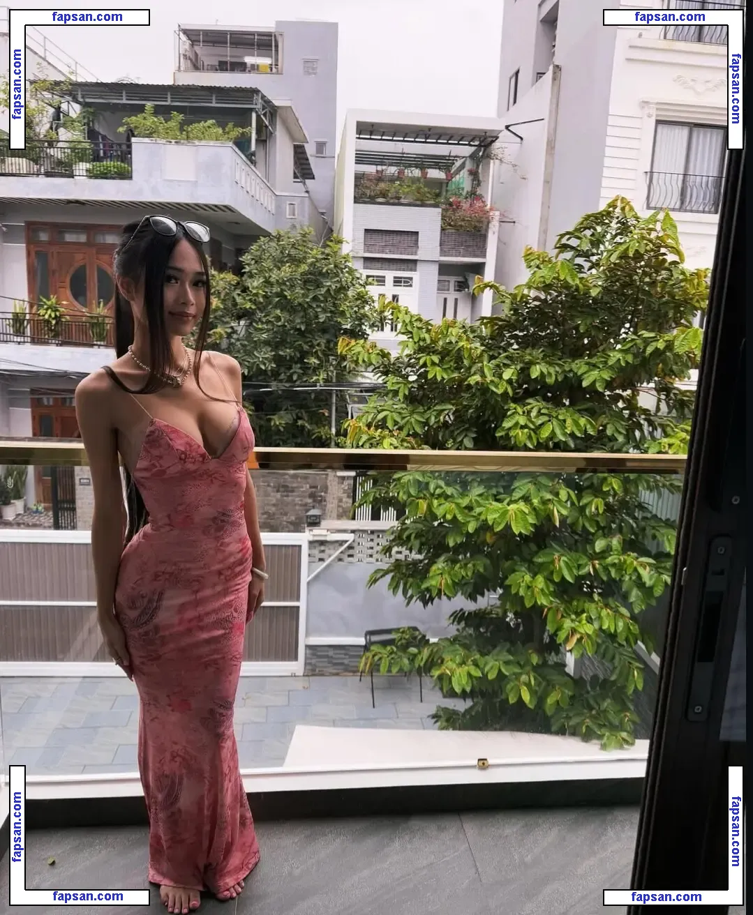 tiffanyxhoang nude photo #0017 from OnlyFans