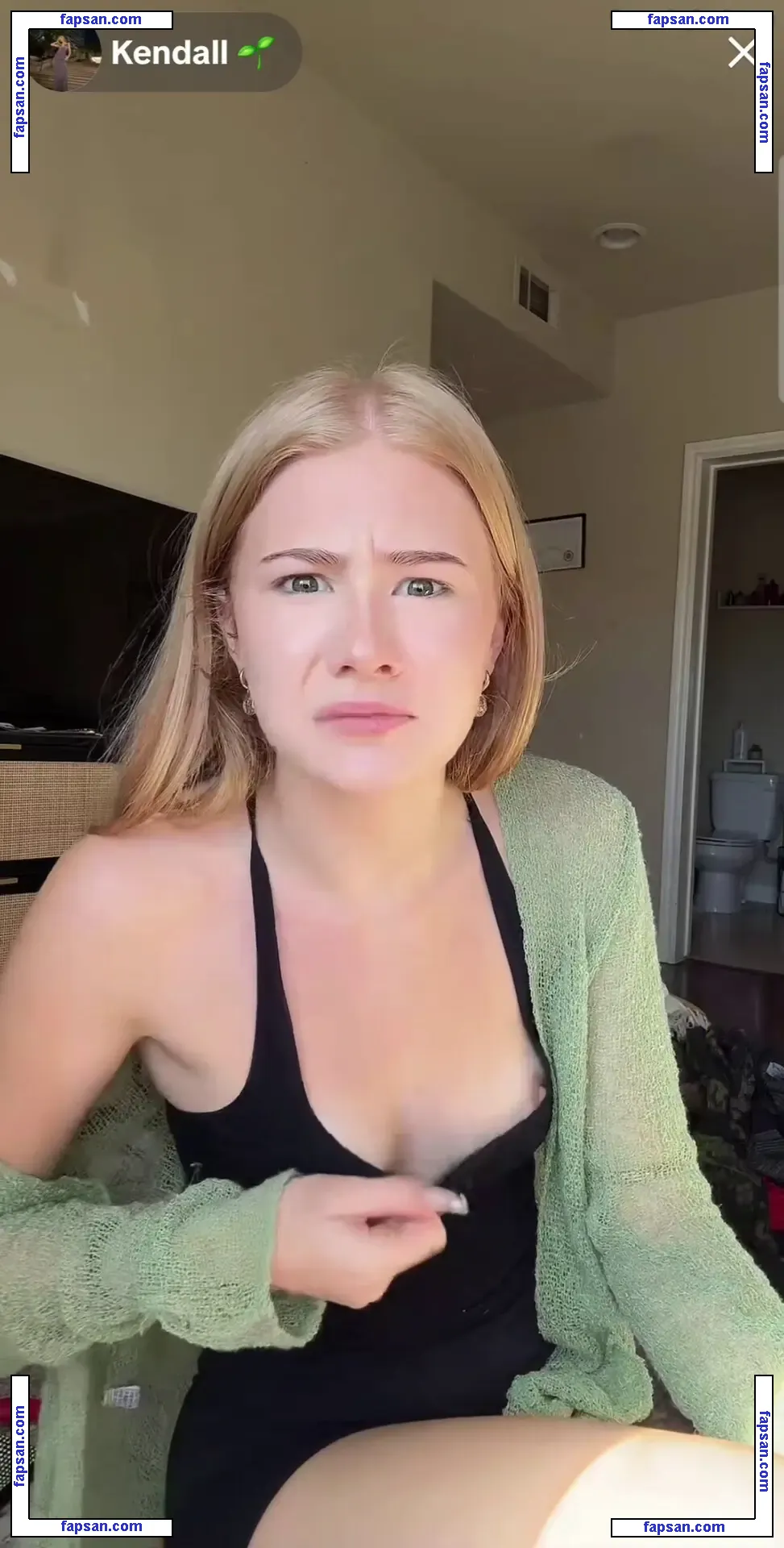 Tiktok Live Nipslips & Nudity nude photo #0004 from OnlyFans