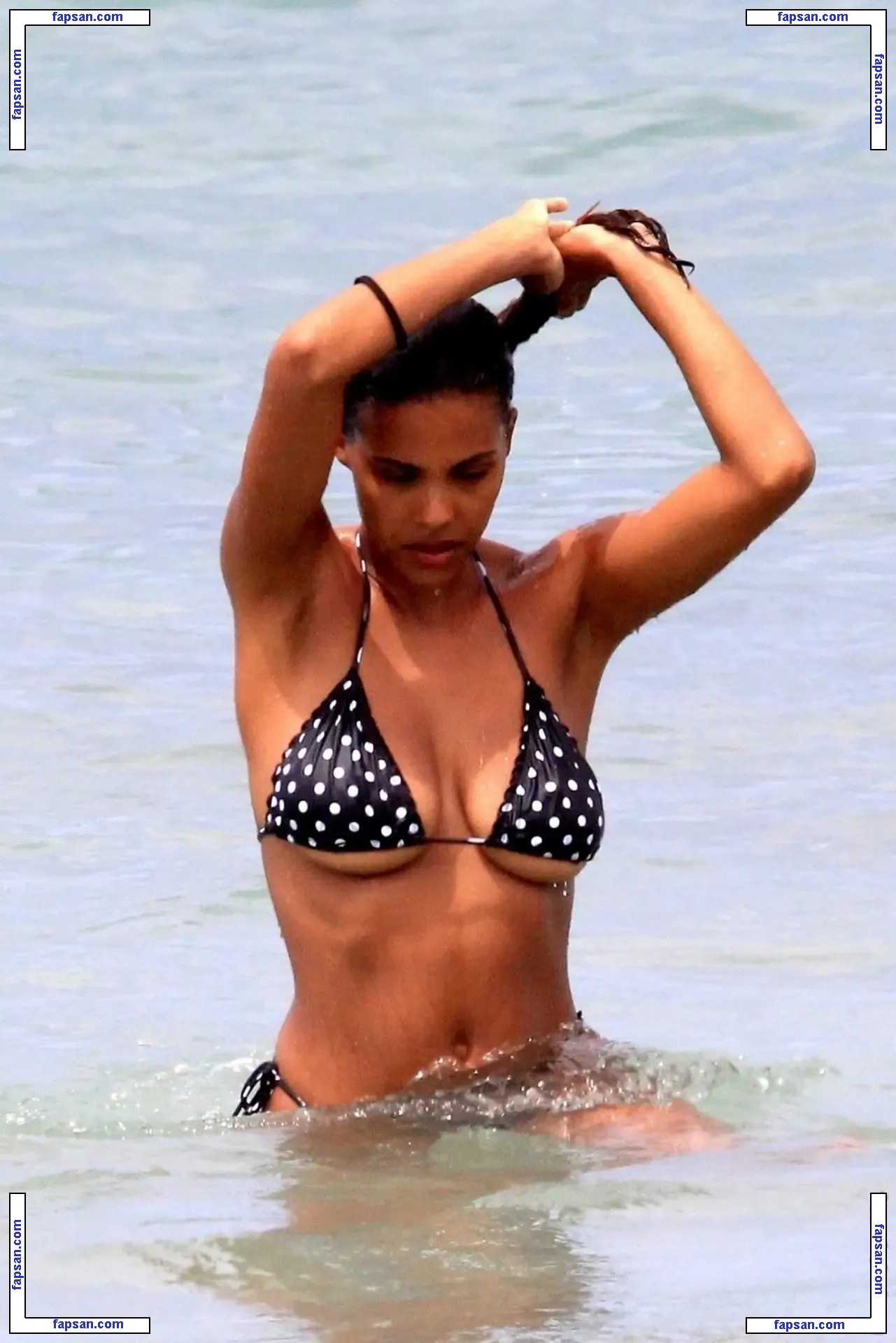 Tina Kunakey голая фото #0204 с Онлифанс