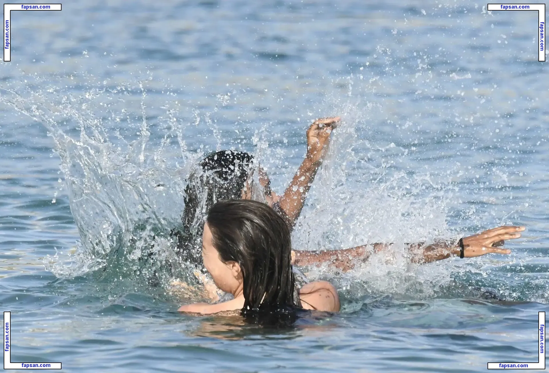 Tina Kunakey голая фото #0507 с Онлифанс