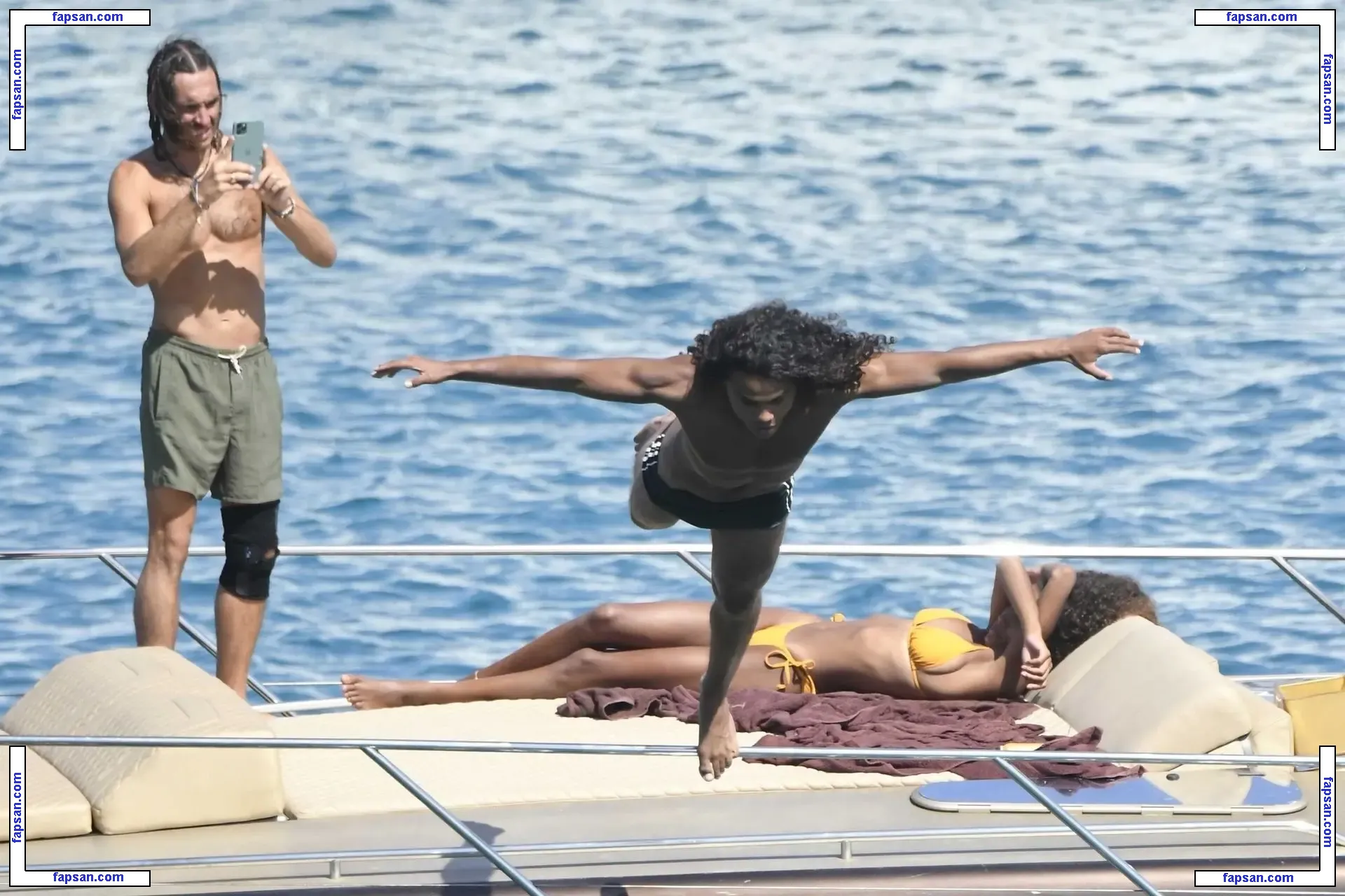 Tina Kunakey голая фото #0522 с Онлифанс