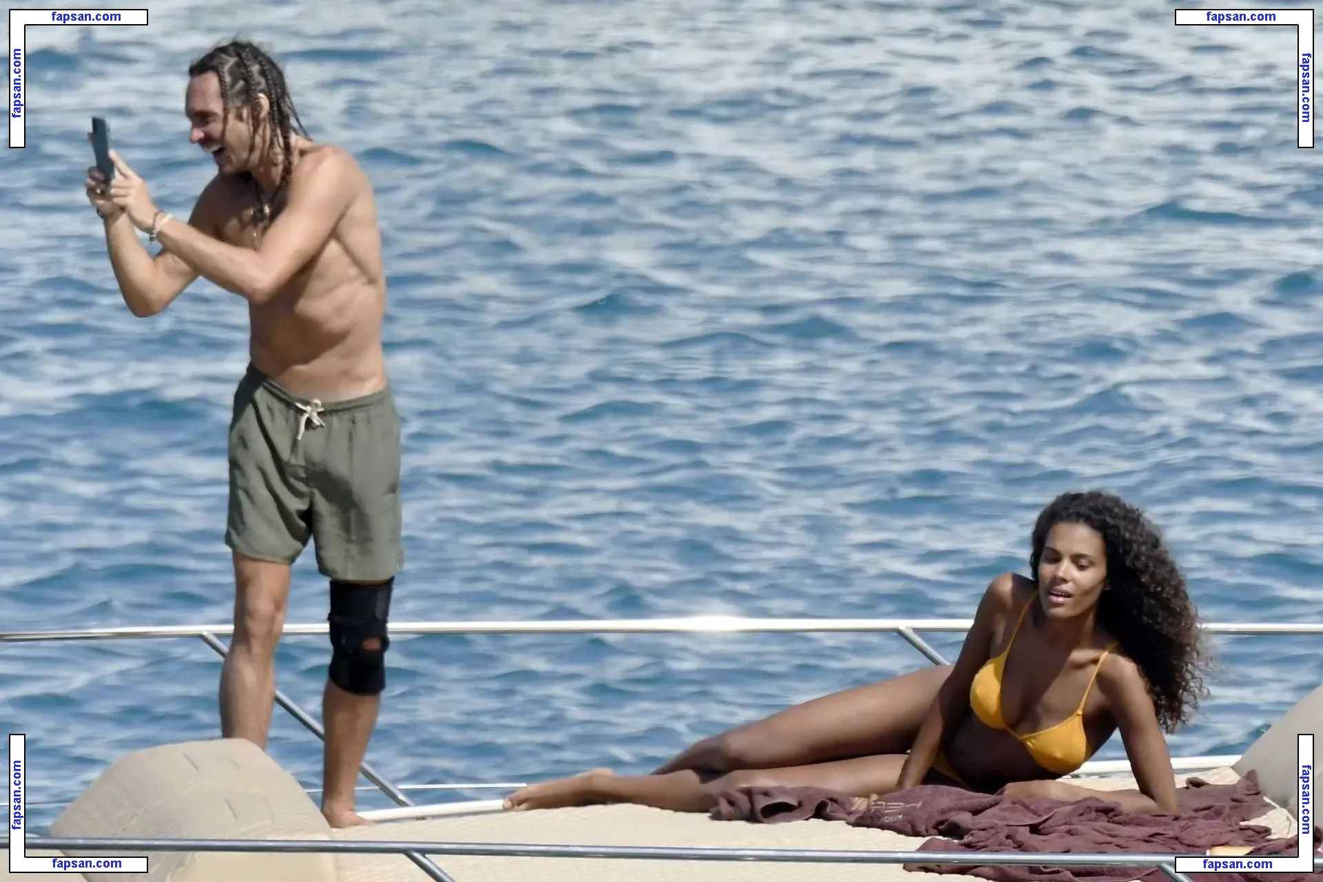 Tina Kunakey голая фото #0561 с Онлифанс