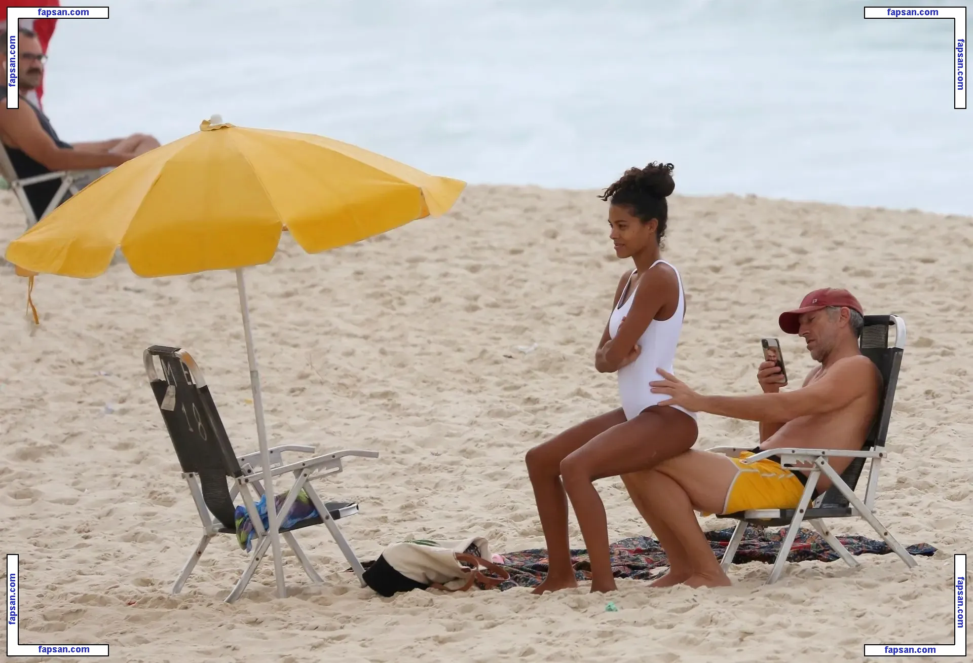 Tina Kunakey голая фото #0592 с Онлифанс