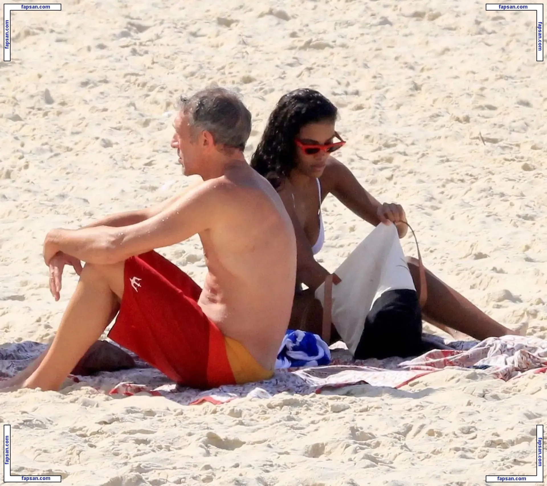 Tina Kunakey голая фото #0624 с Онлифанс