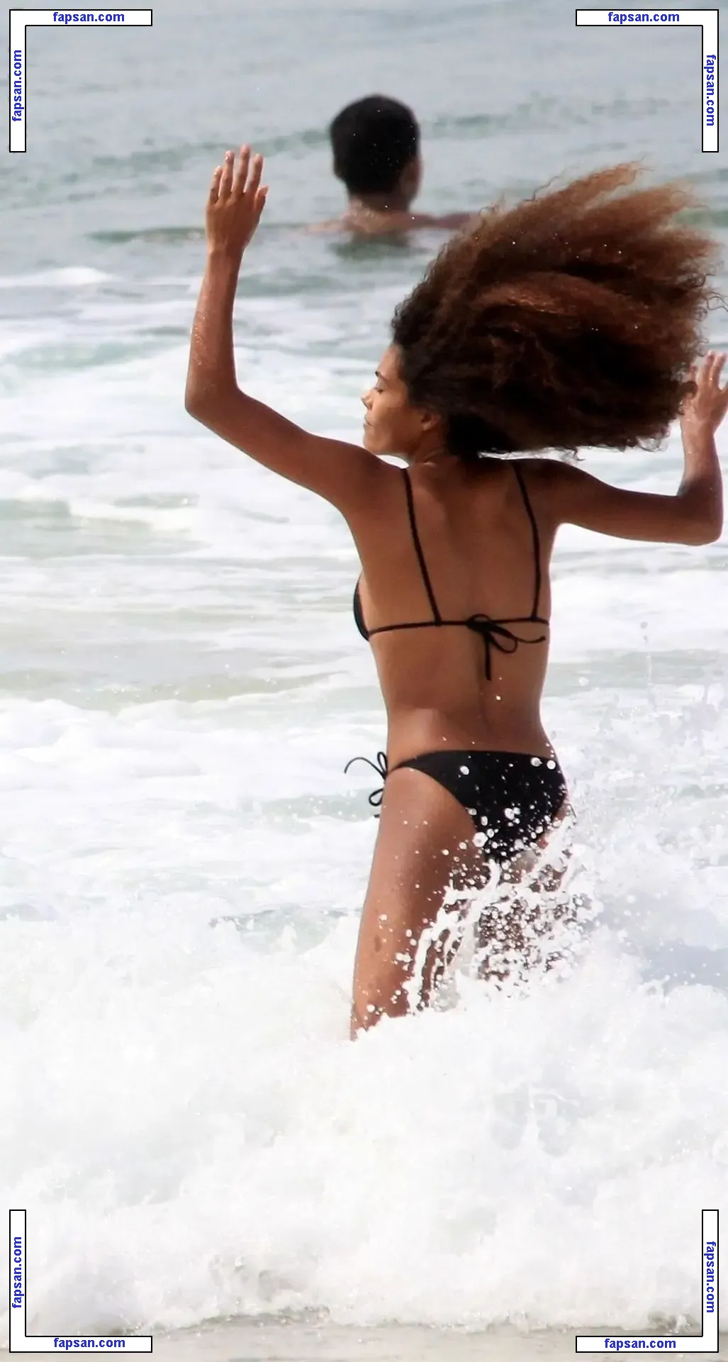 Tina Kunakey голая фото #0637 с Онлифанс