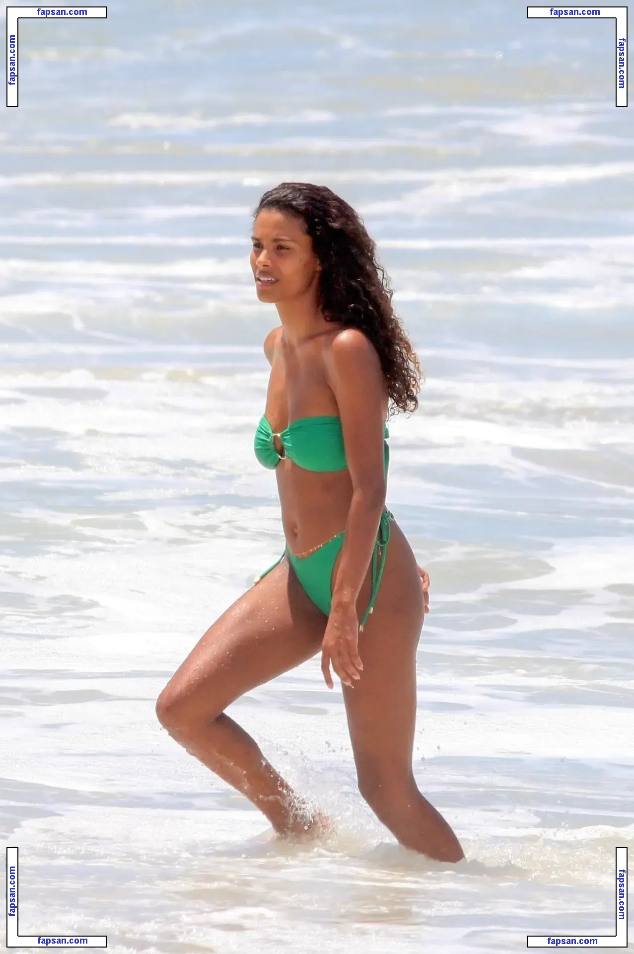 Tina Kunakey голая фото #0659 с Онлифанс