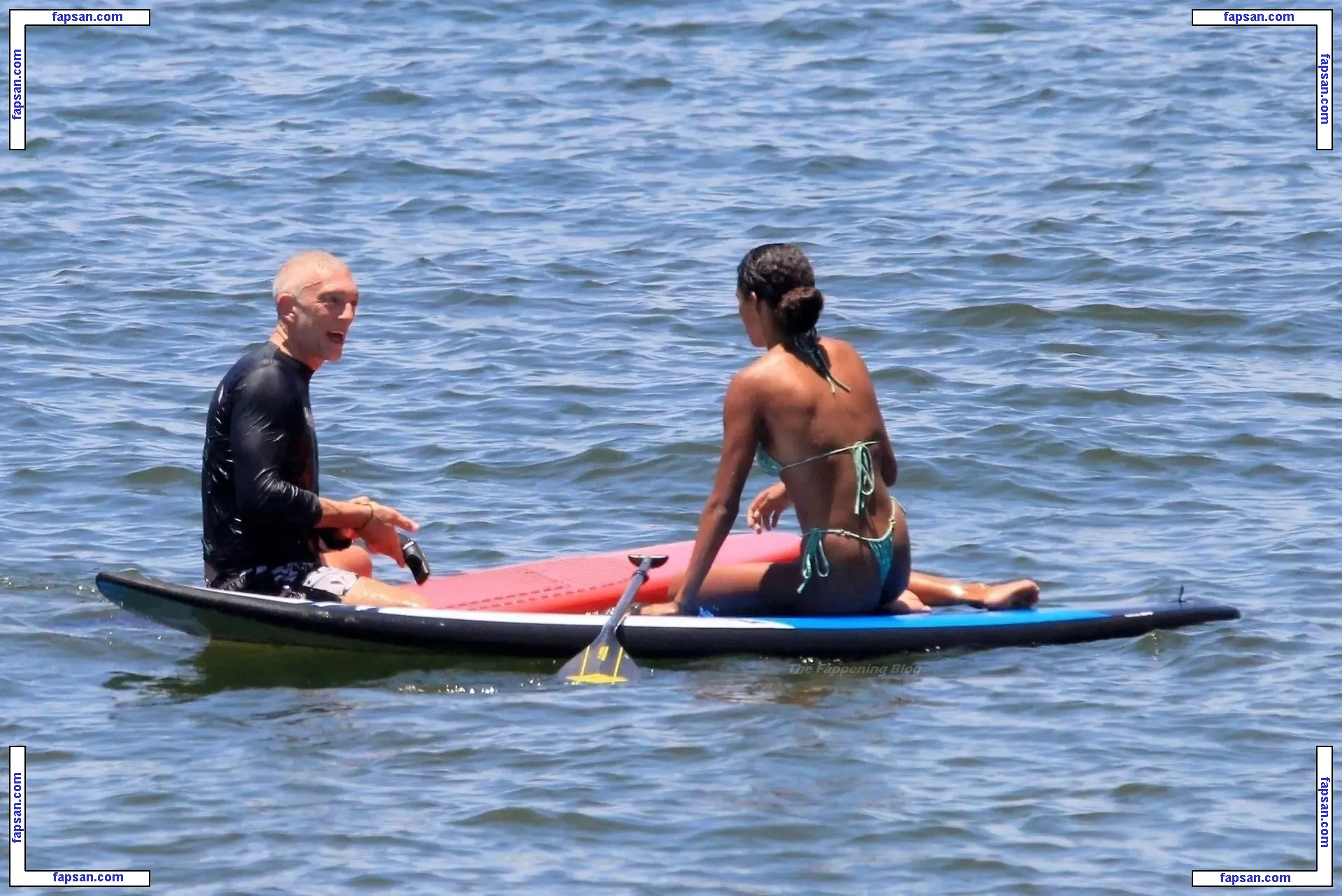 Tina Kunakey голая фото #0703 с Онлифанс