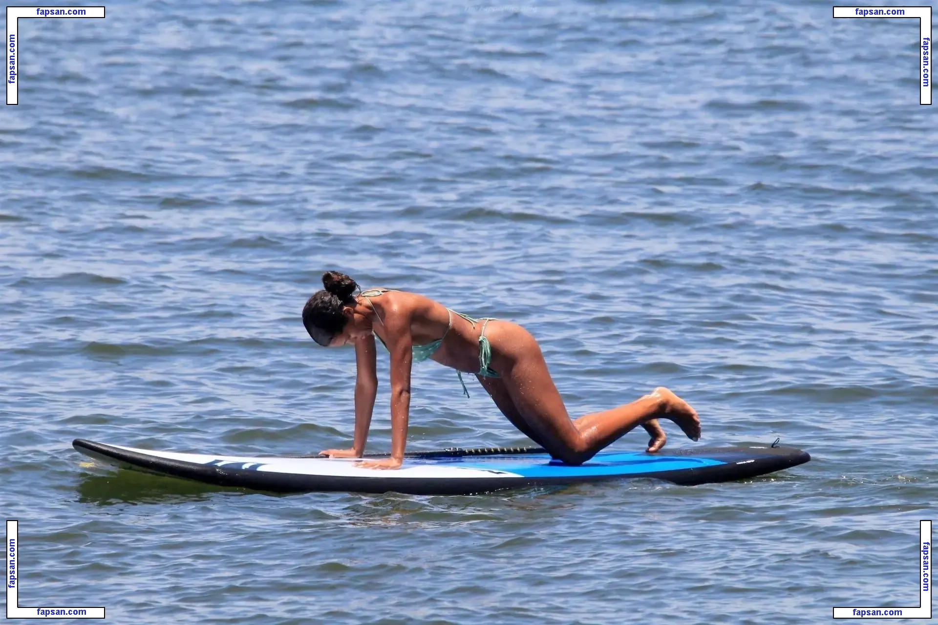 Tina Kunakey голая фото #0705 с Онлифанс