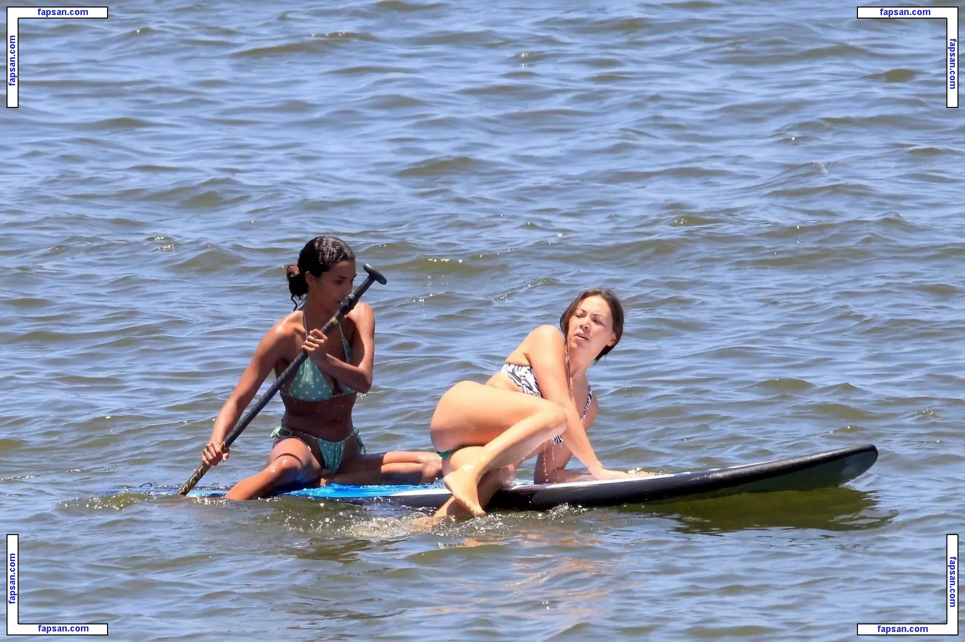 Tina Kunakey голая фото #0722 с Онлифанс