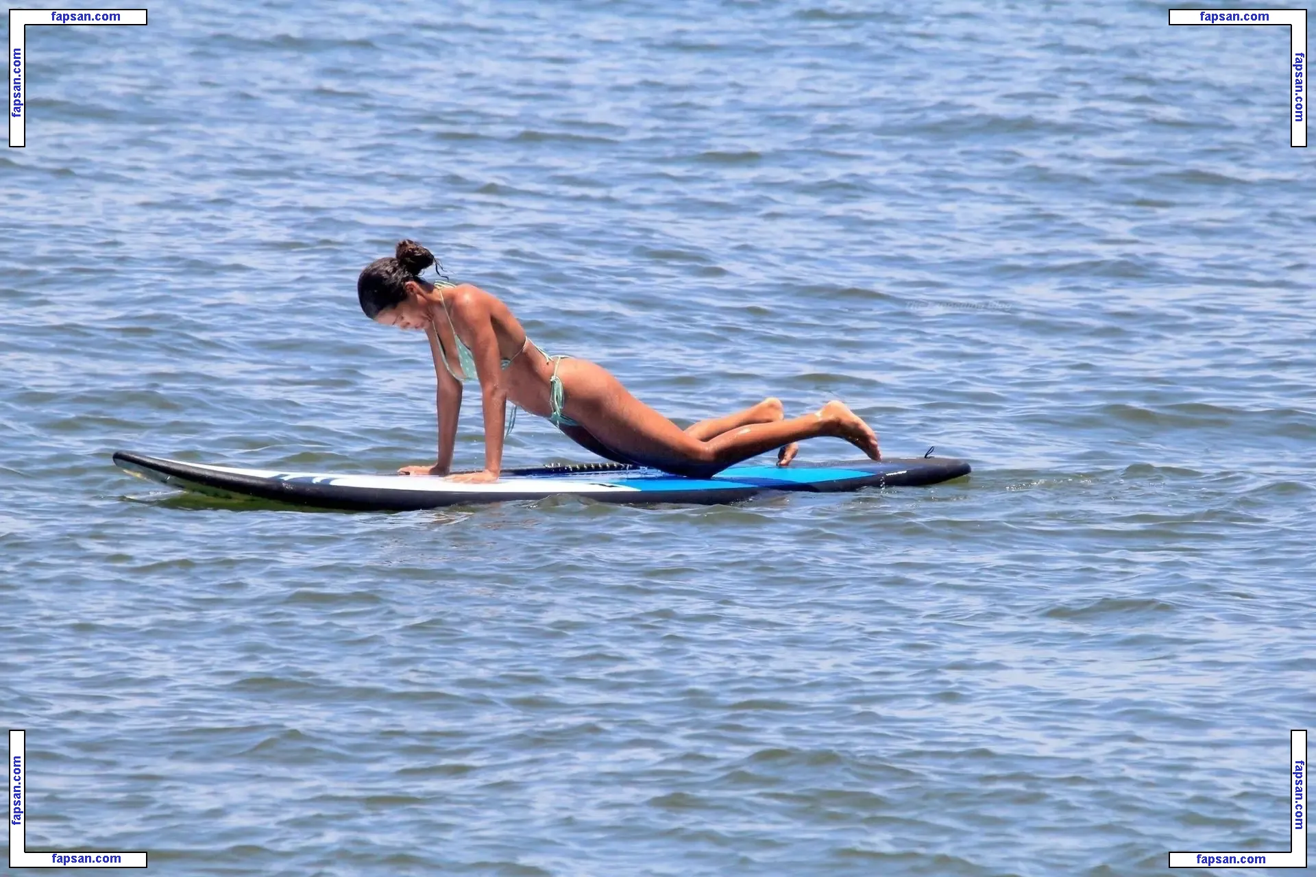 Tina Kunakey голая фото #0732 с Онлифанс