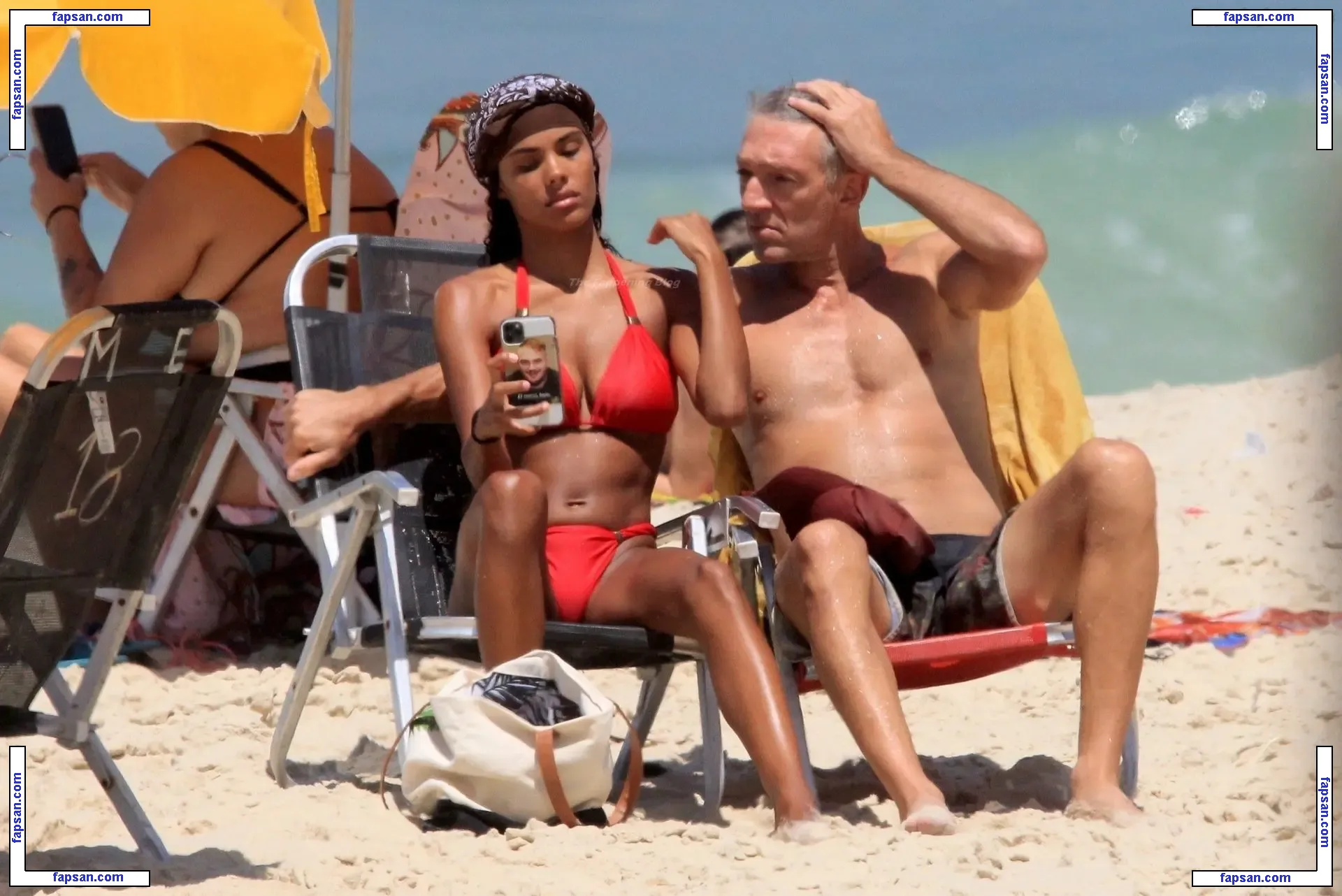 Tina Kunakey голая фото #0775 с Онлифанс