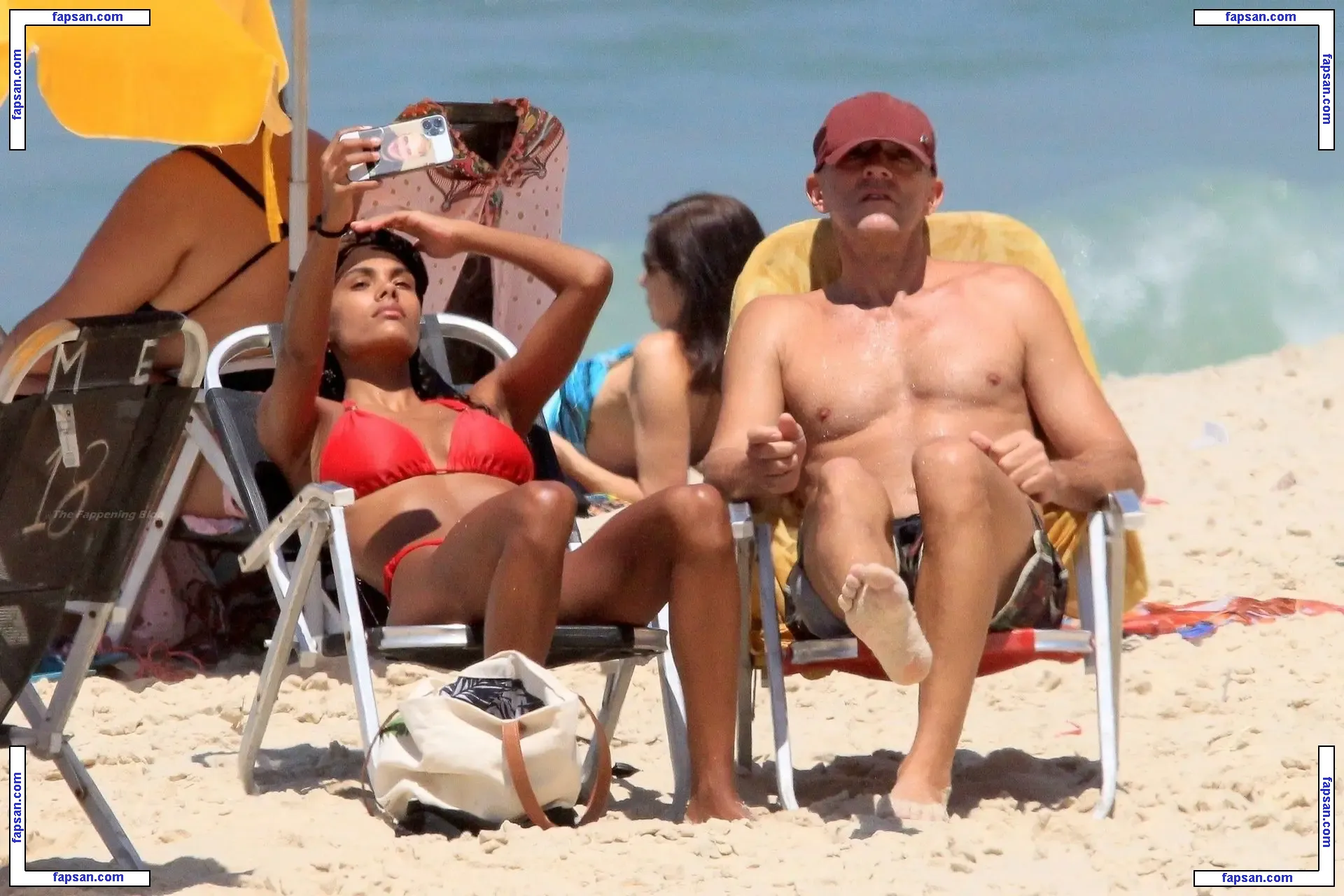 Tina Kunakey голая фото #0778 с Онлифанс