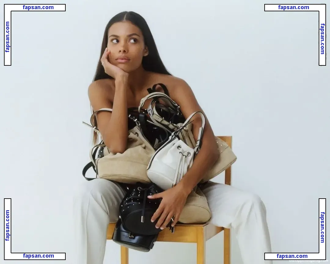 Tina Kunakey голая фото #0825 с Онлифанс